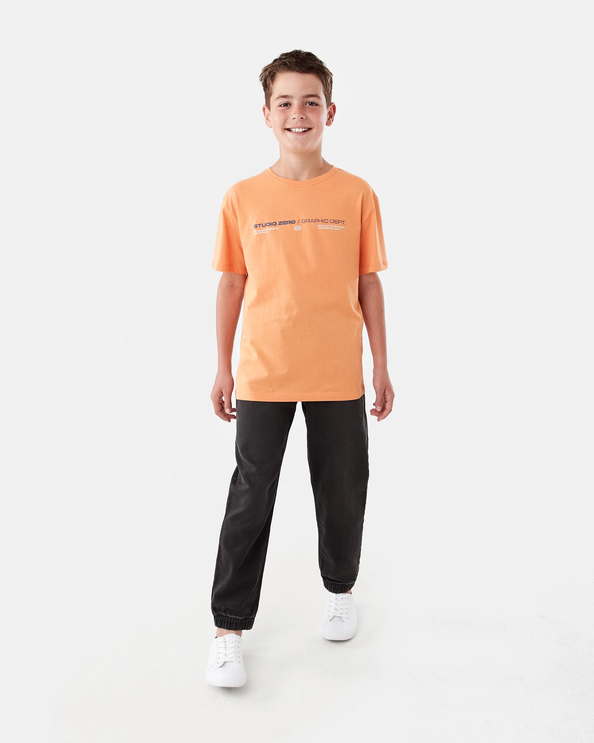 6 Short Sleeve Graphic Print T-shirt Spl Ornge, 6 of 7