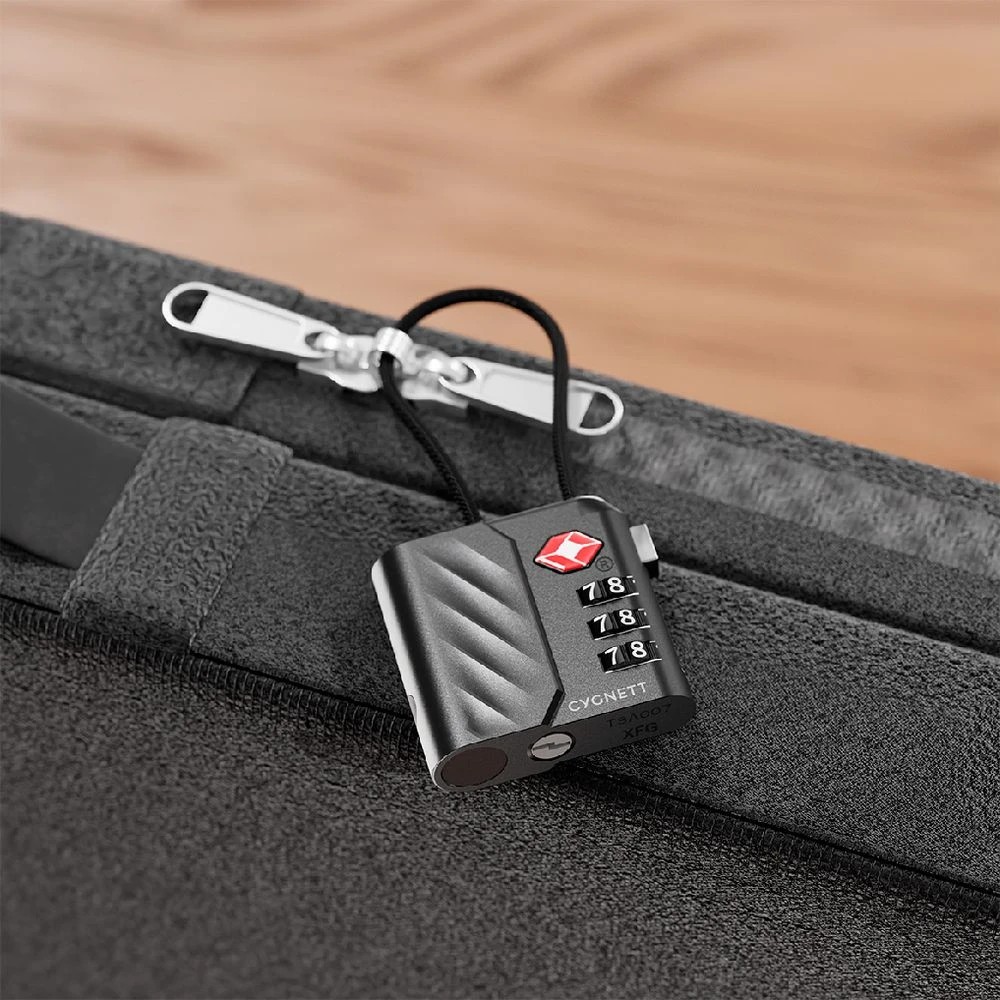 4 Voyager Bluetooth Travel Tag & Lock White, 4 of 5