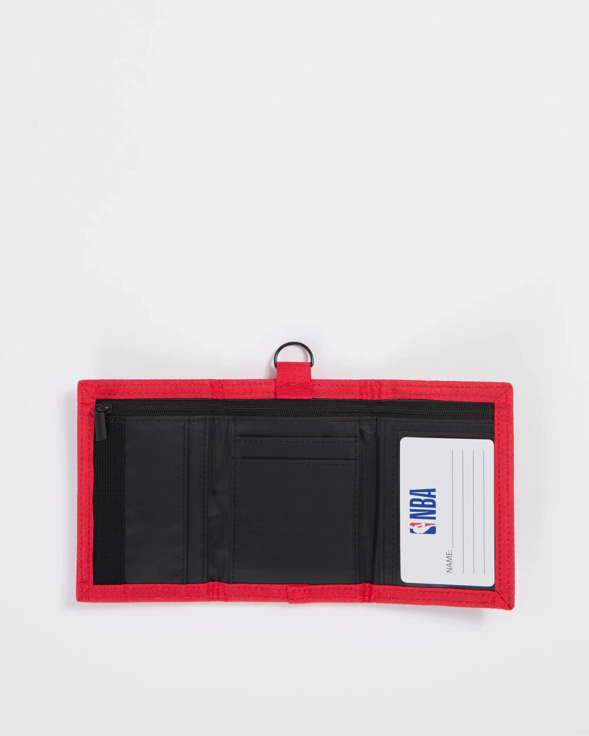 2 Kids NBA Chicago Bulls Wallet RED, 2 of 3