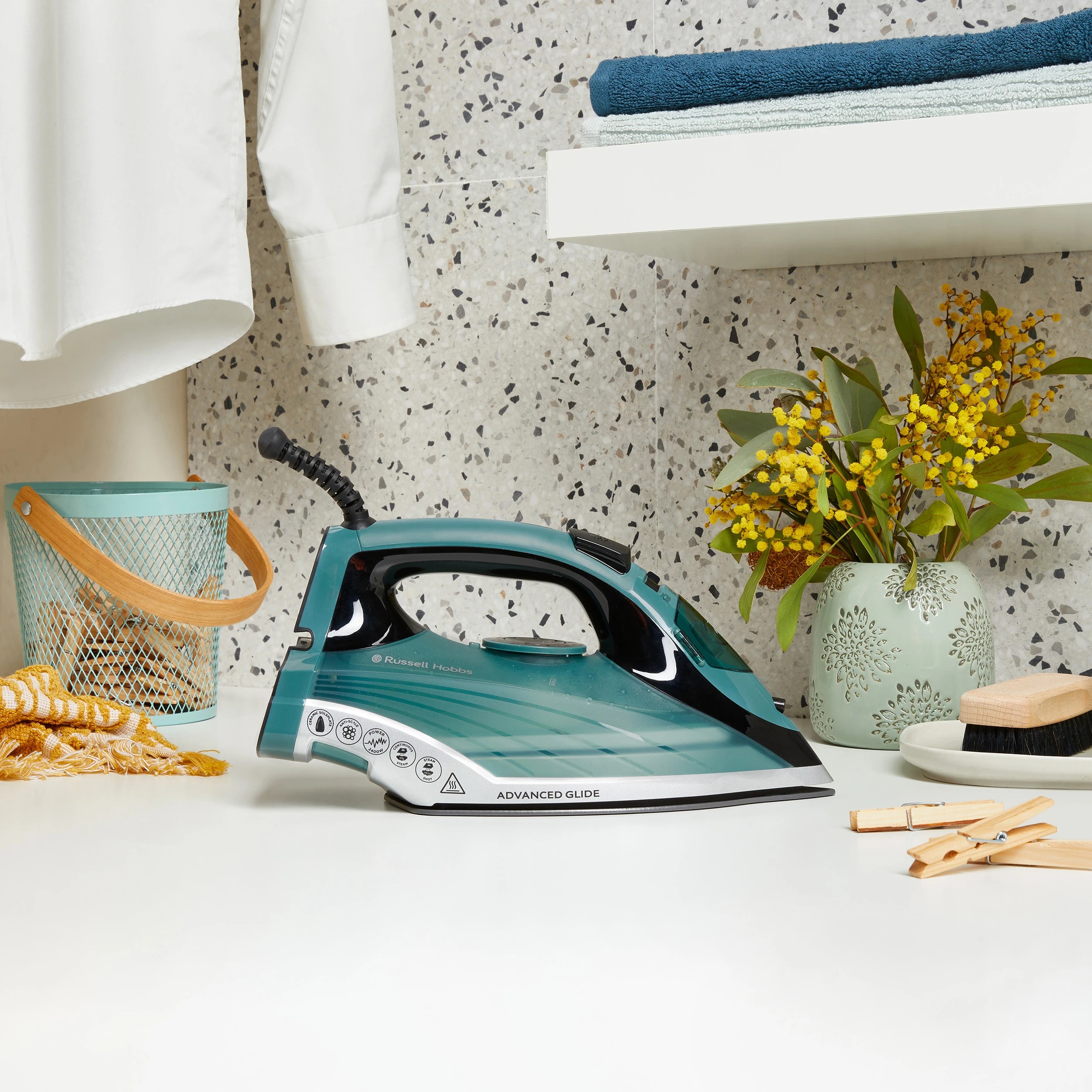 8 Russell Hobbs Rhc280 Advanced Glide 330ml/2400w Ceramic Iron Clothes/garment - Green, 8 of 10