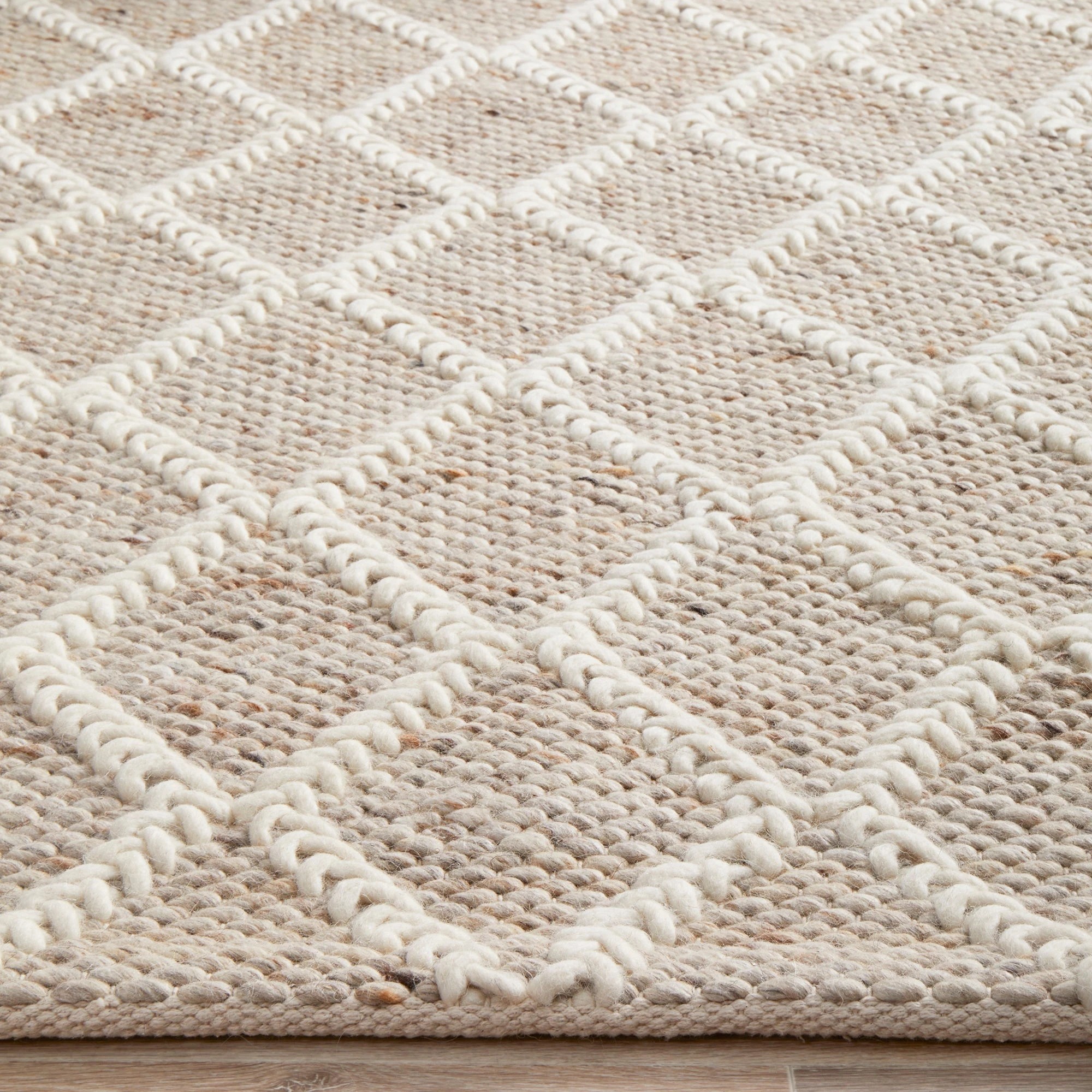 6 Common Ground Rugs Valor 225x155cm - Medium Hand Loomed Rug - Beige, 6 of 9
