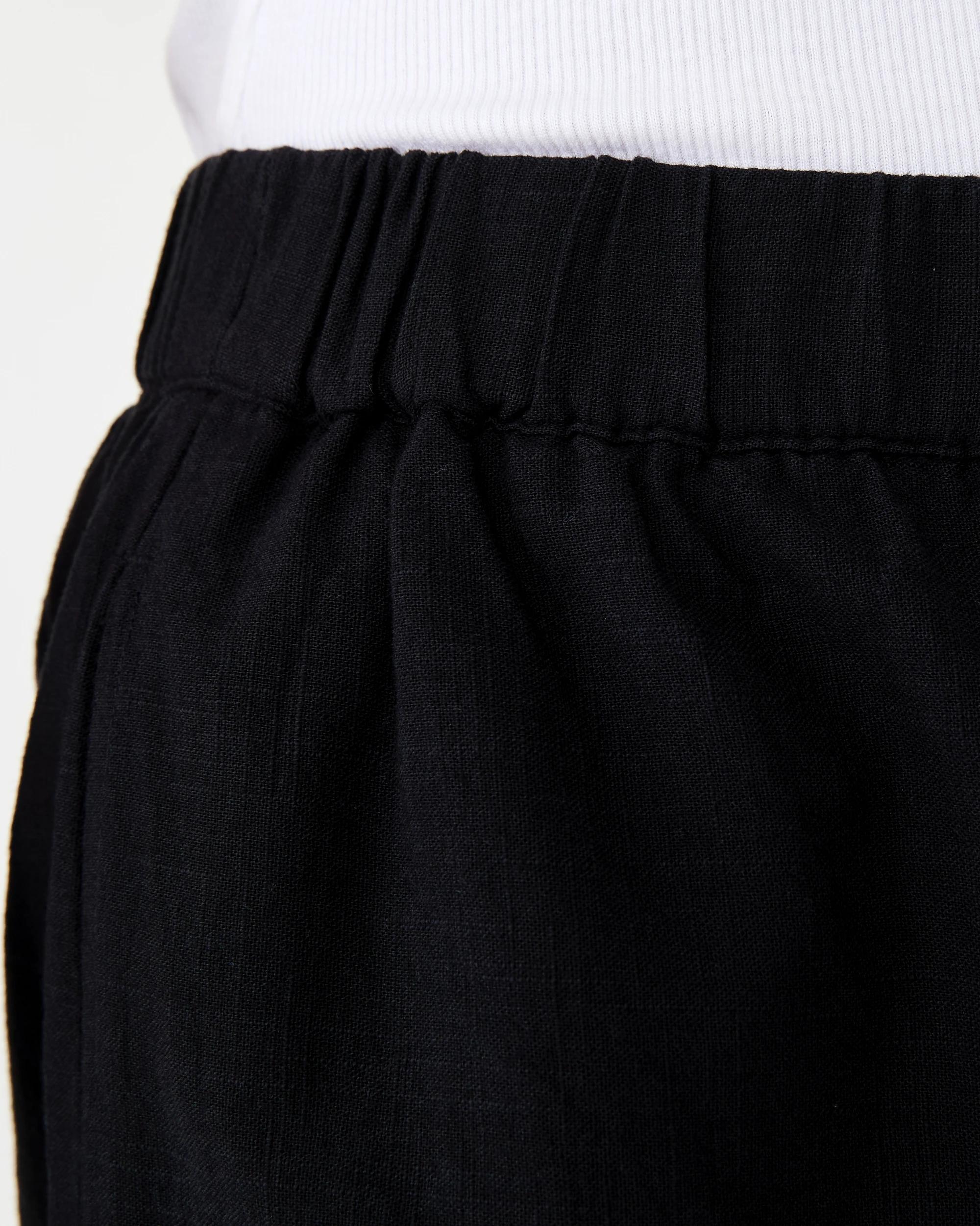 4 Embroidered Shorts Black, 4 of 7