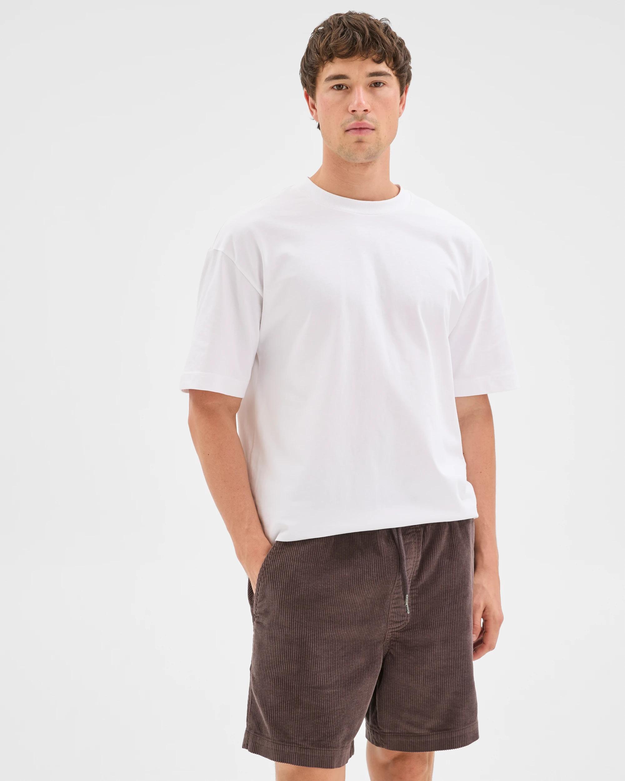 1 Commons Corduroy Shorts GANACHE, 1 of 6