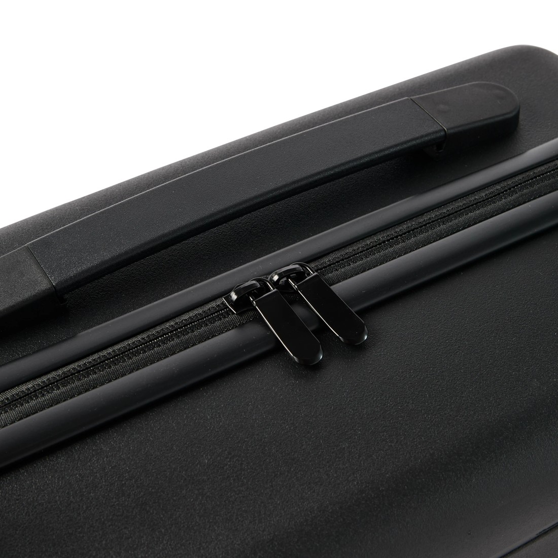 7 Vanity Case with Strap - Black, 7 of 10