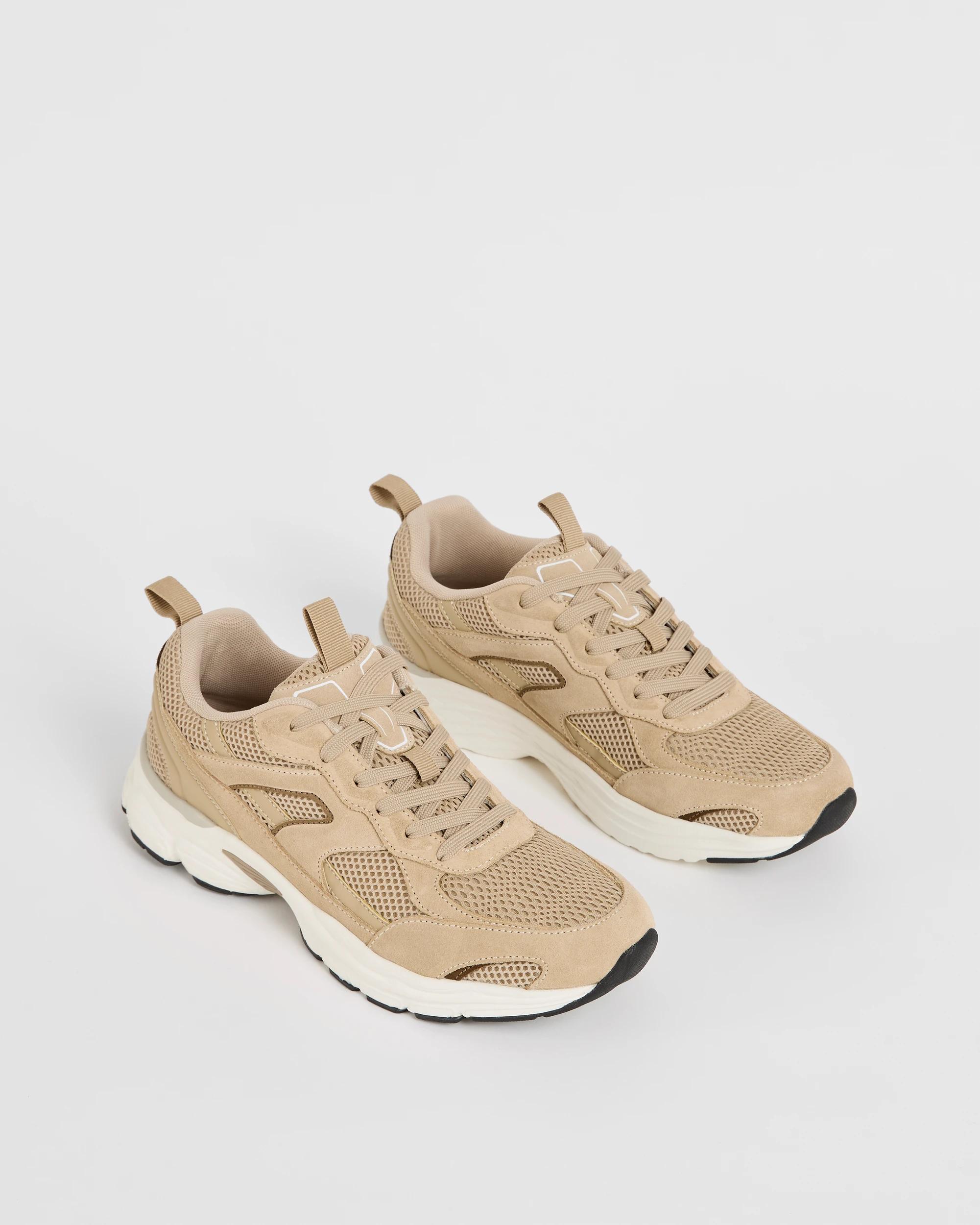 2 Target Man Suede and Mesh Runners BEIGE, 2 of 3