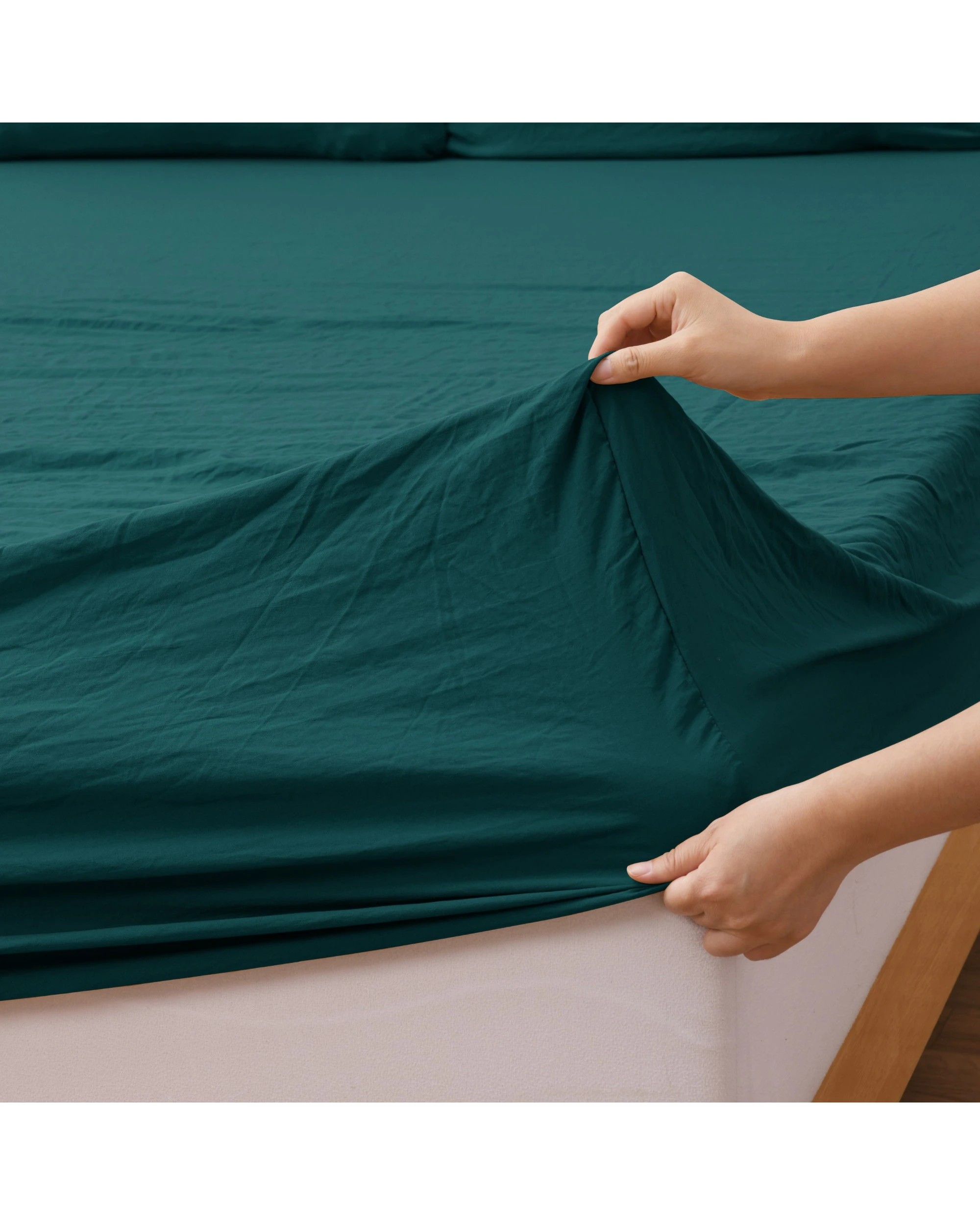 5 Dreamaker Superfine Washed Microfibre Sheet Set - Queen Bed - Teal, 5 of 7