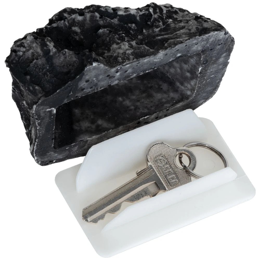 3 Sandleford Rock Safe, 3 of 5