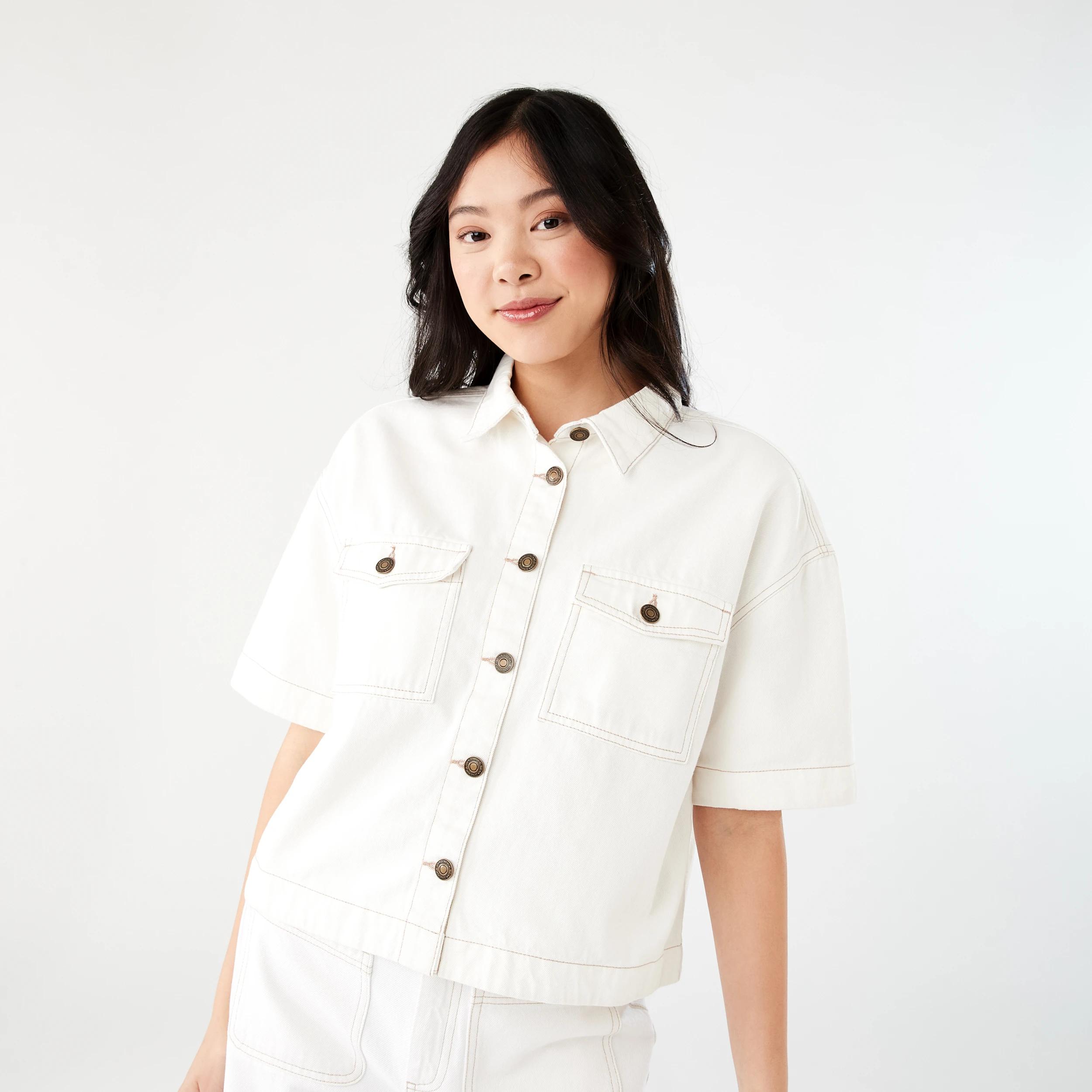 1 Short Sleeve Denim Cropped Shirt ECRU DENIM, 1 of 7
