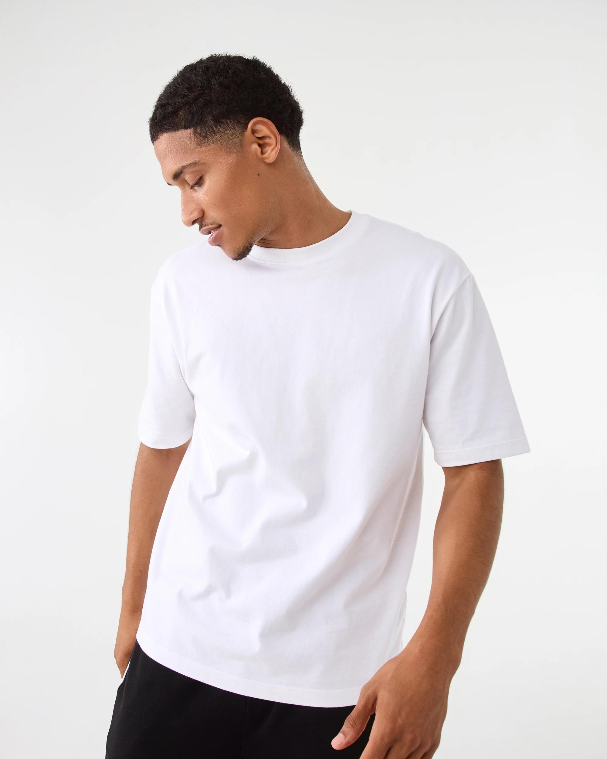 1 Boxy Core T-Shirt White, 1 of 7