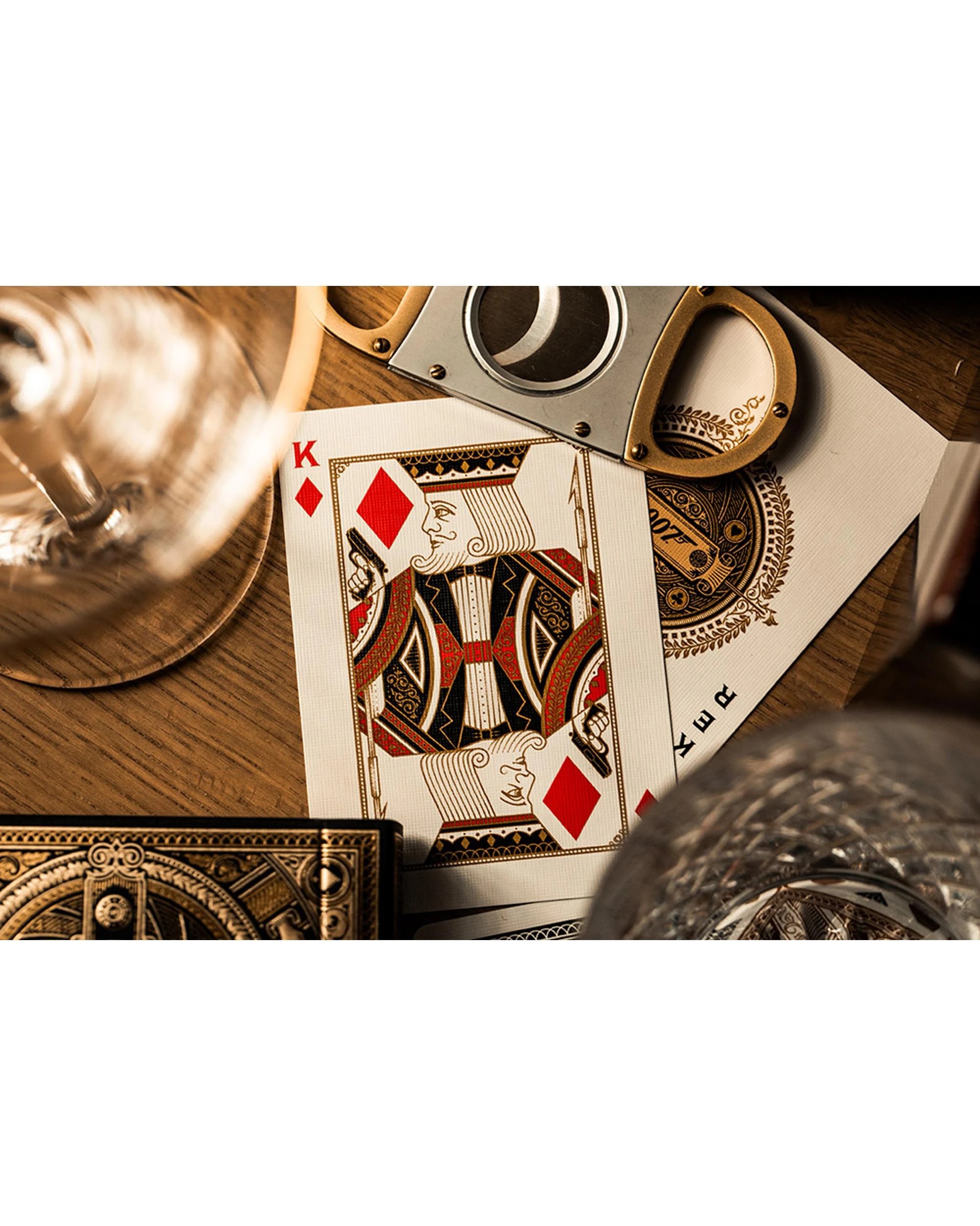 4 Theory11 James Bond 007 Playing Cards, 4 of 6