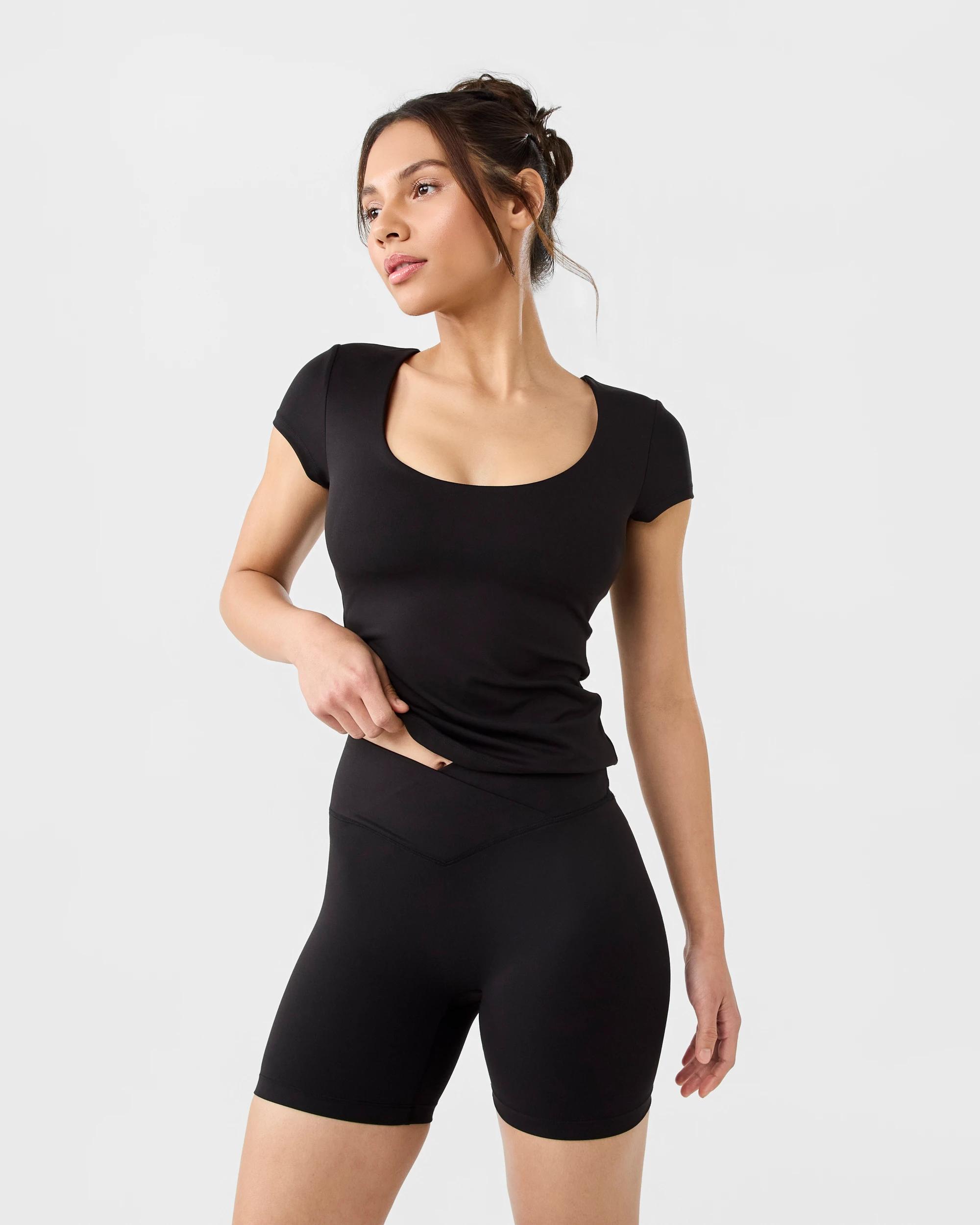 8 Active Womens Cloudform Shelf T-shirt Black, 8 of 8