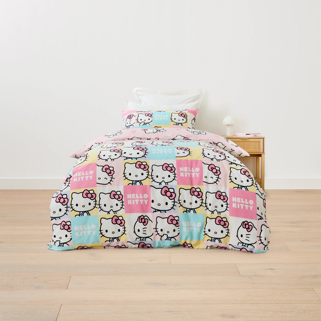 2 Hello Kitty Cotton Quilt Cover Set - Single Bed, 2 of 7