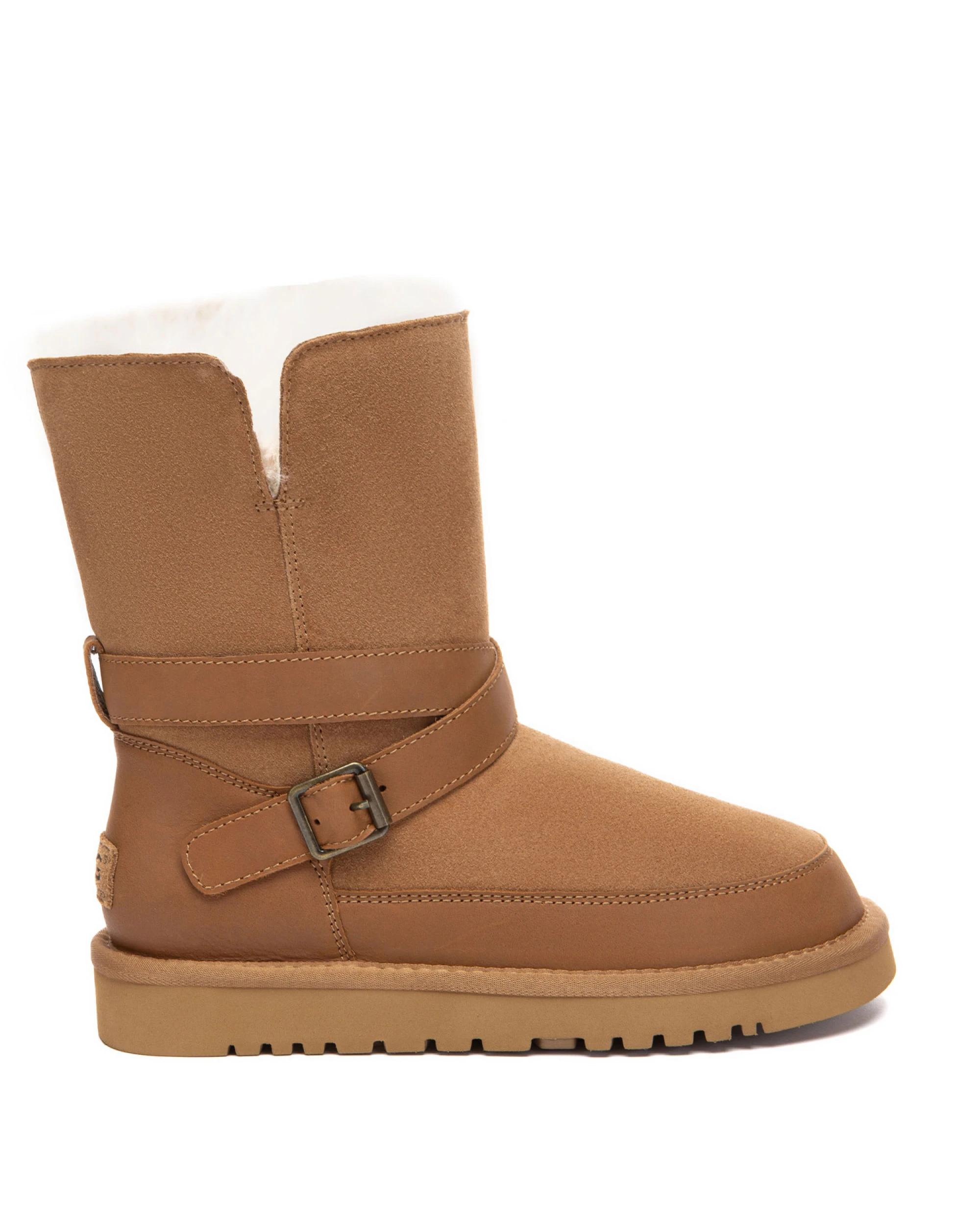 1 Australian Shepherd UGG Halvik Buckle Short Boots CHESTNUT, 1 of 5