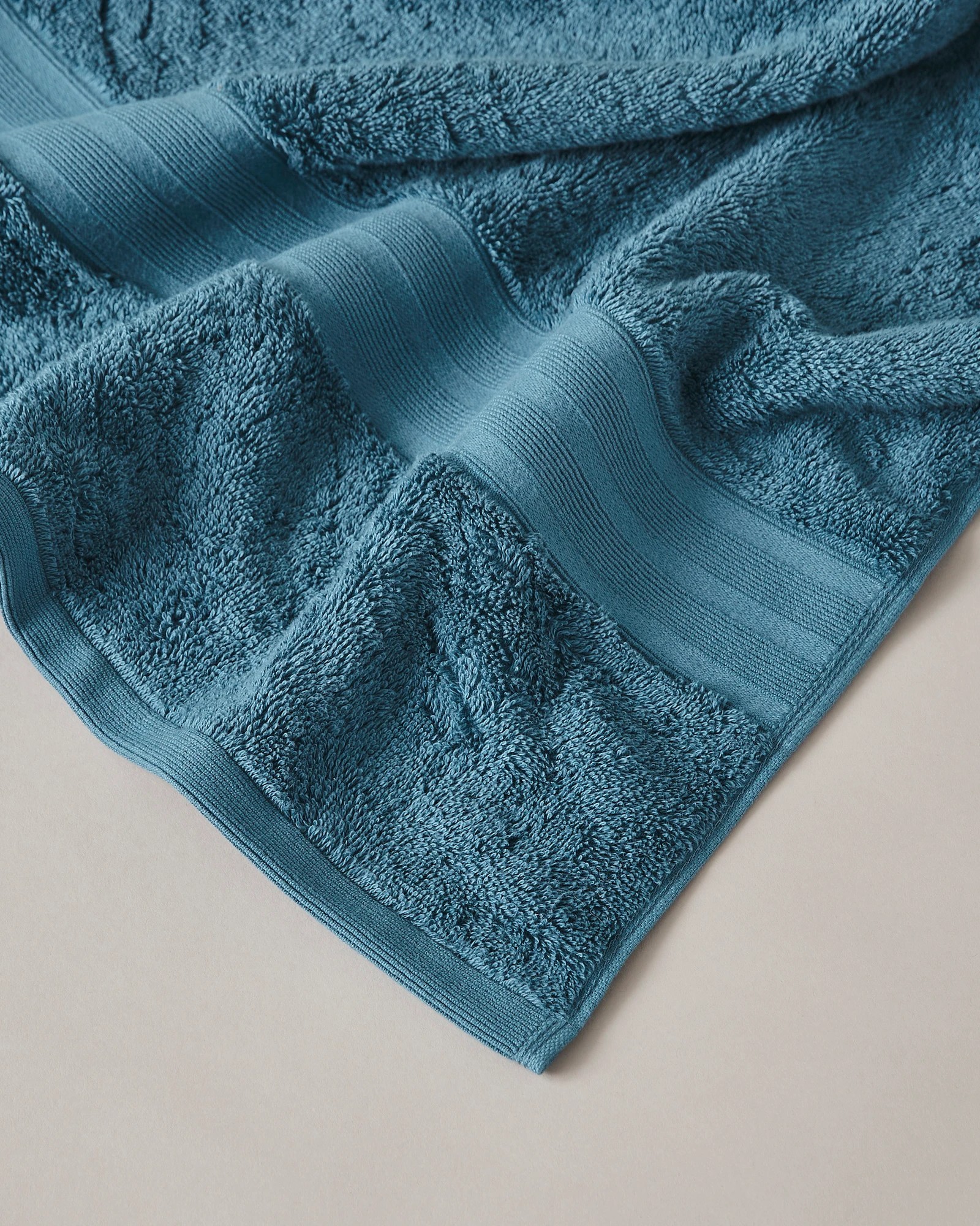 6 Grandeur Bath Towel
 - Green, 6 of 6