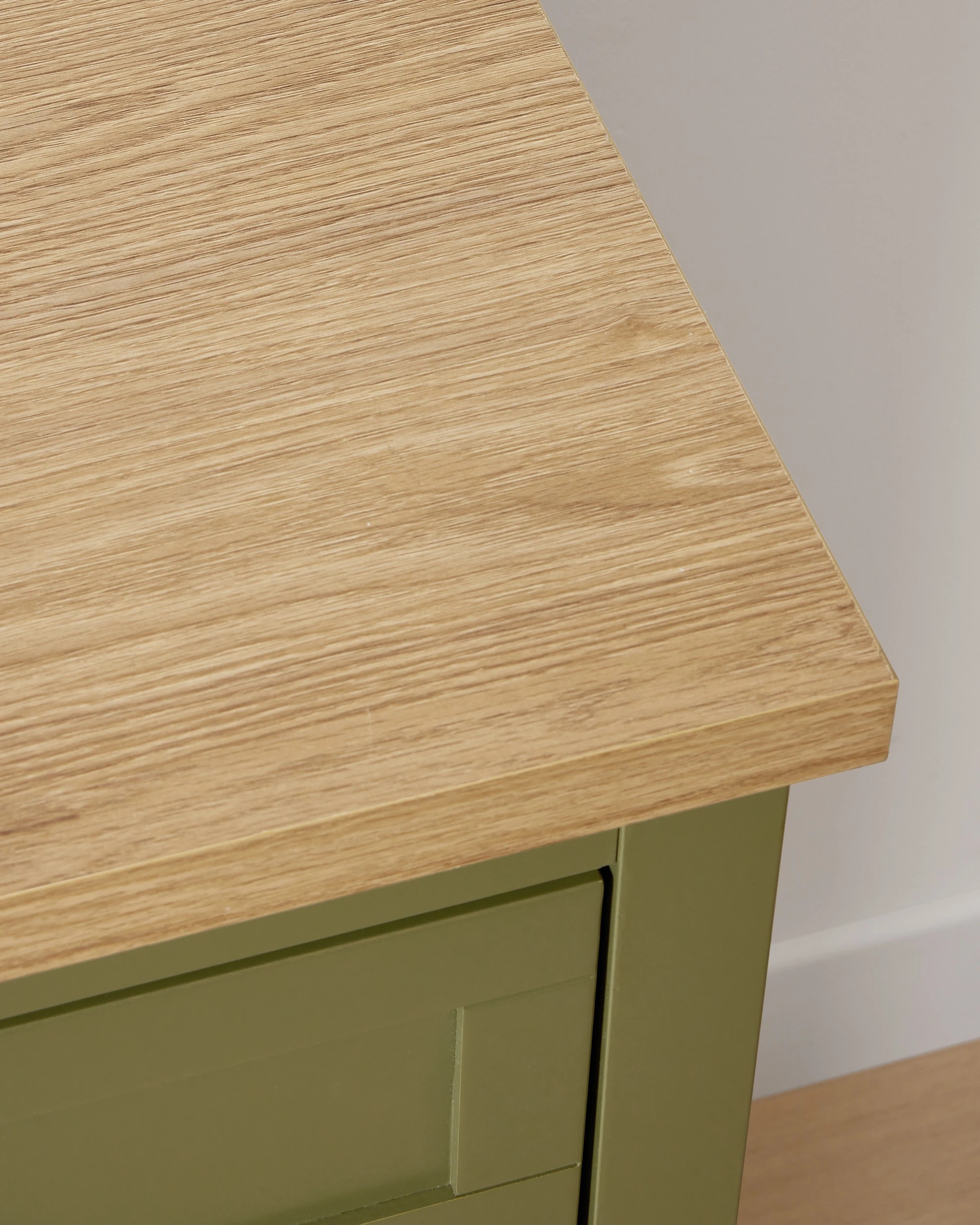 5 Oliver 2 Door Cabinet with Drawer, 5 of 9