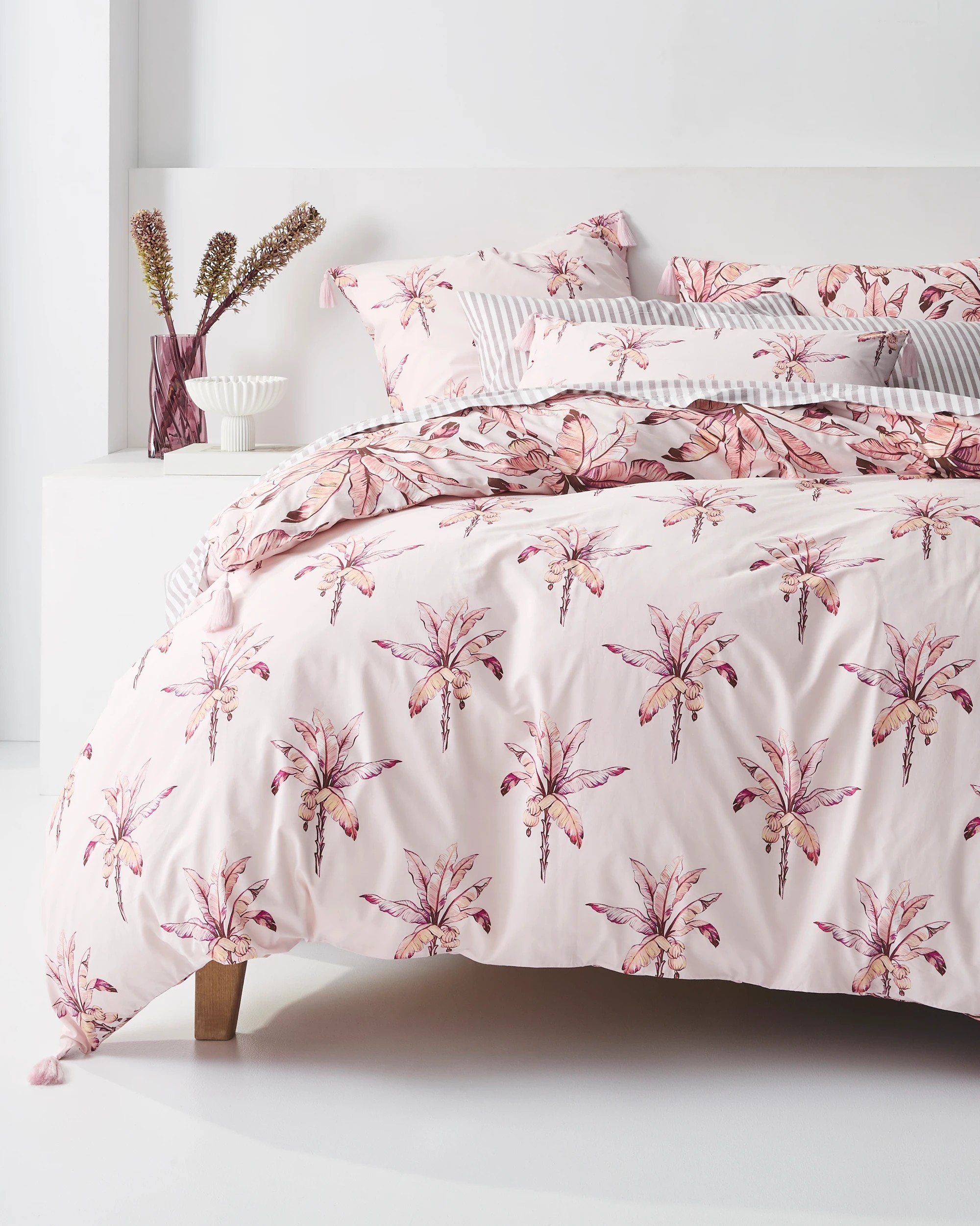 3 Target Tammi Palm Australian Cotton Quilt Cover Set - Queen Bed - Purple, 3 of 10