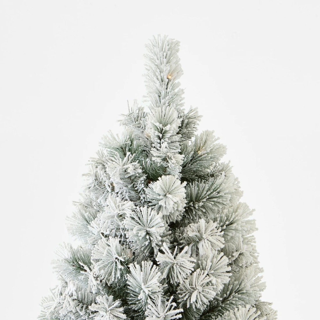 4 2.13m (7ft) Snowy Prelit Christmas Tree, 4 of 7