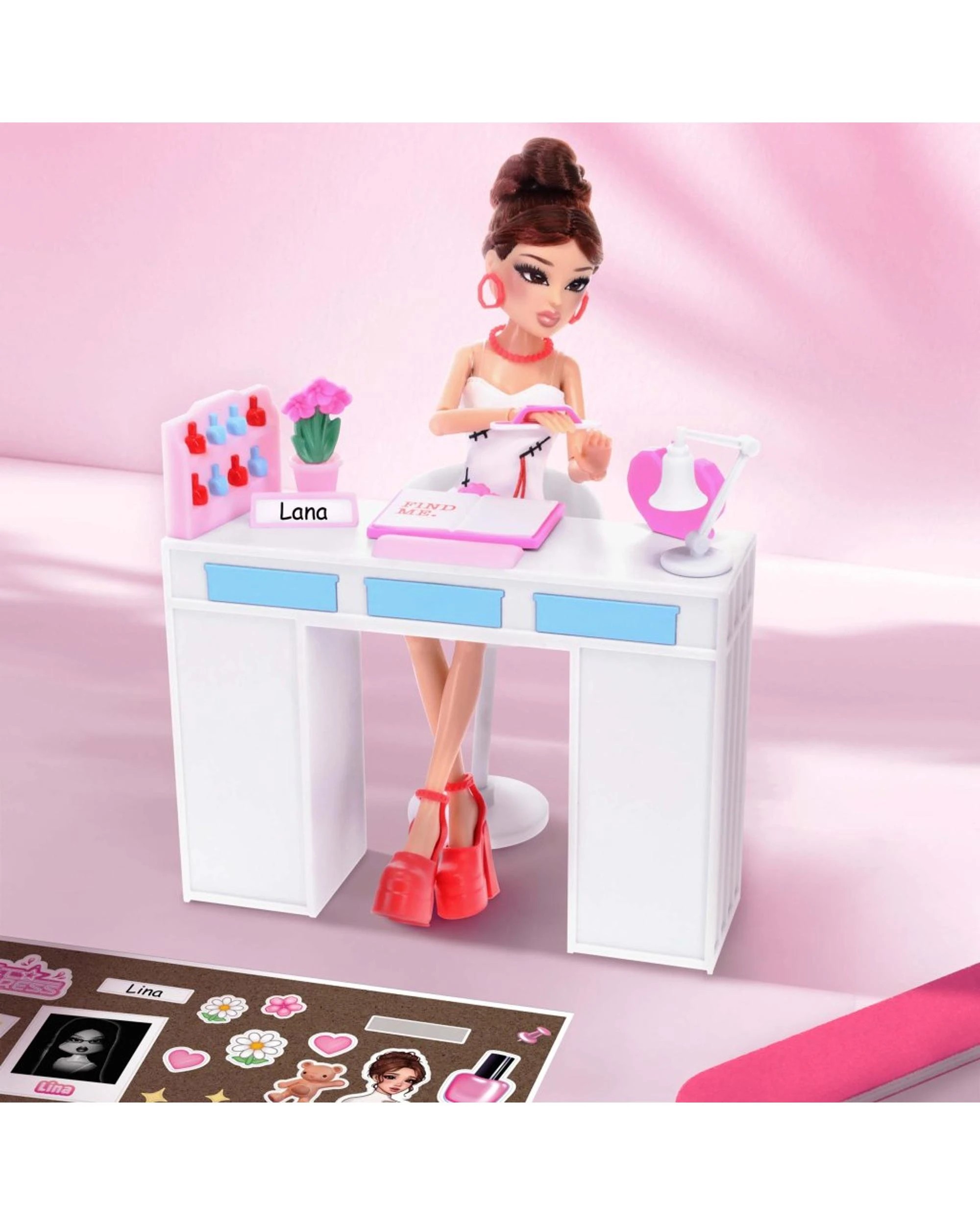 5 Dress to Impress Lana's Salon Deluxe Fashion Doll Set, 5 of 9