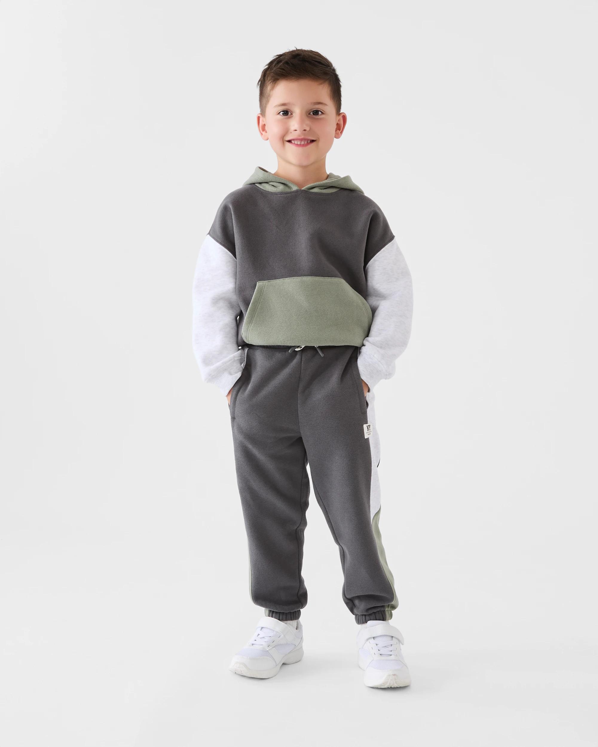 5 Panel Trackpants Magnet, 5 of 6