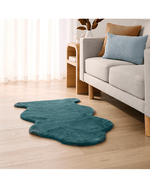 Green Faux Fur Rug - Green, 110cm x 65cm