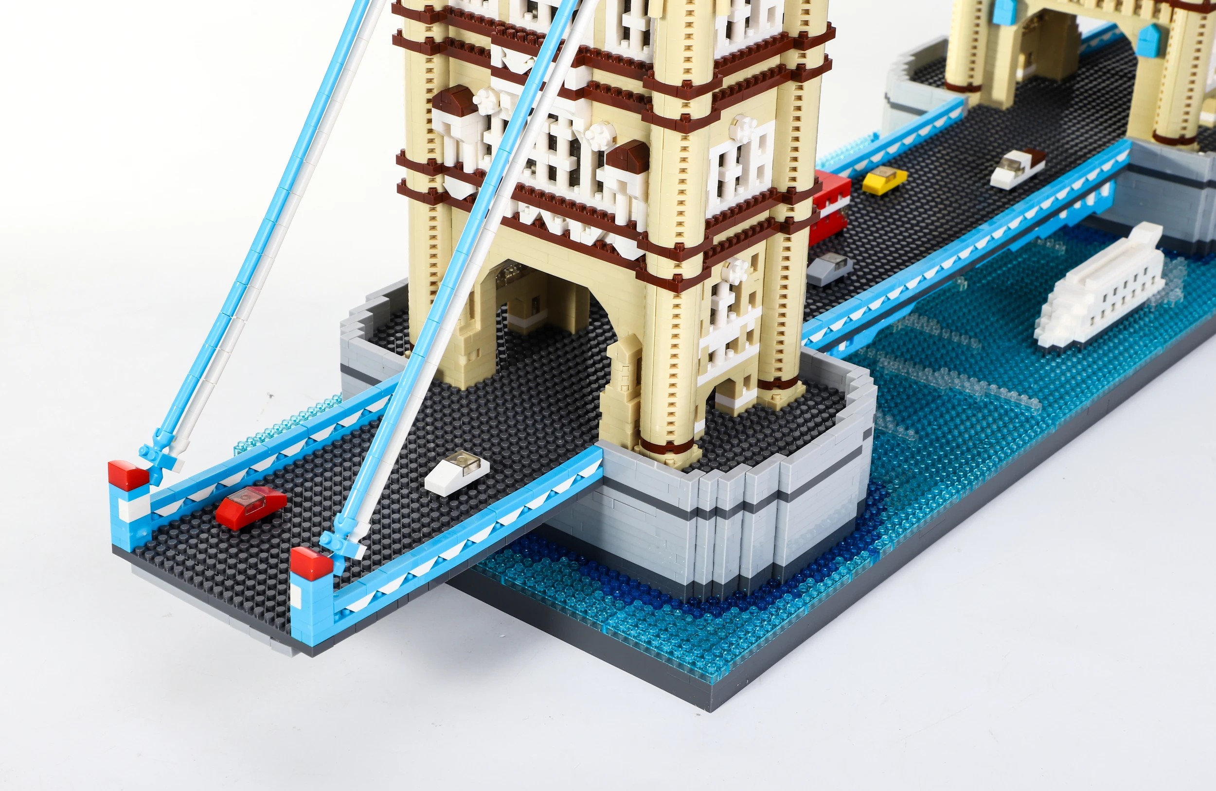5 7853 Piece Mini Blocks Building Series: Tower Bridge, 5 of 8