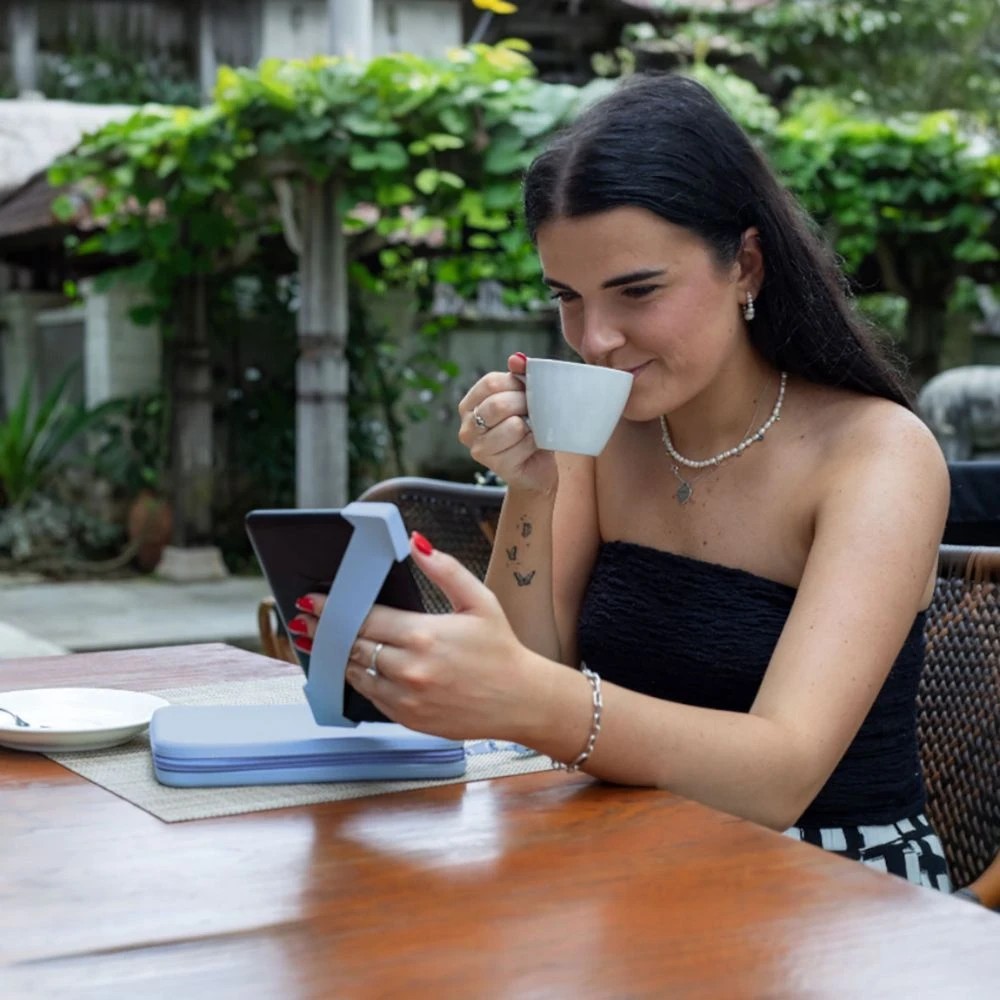 4 Strapsicle Straps for Kindle Large Bondi Blue 2 Pack, 4 of 9