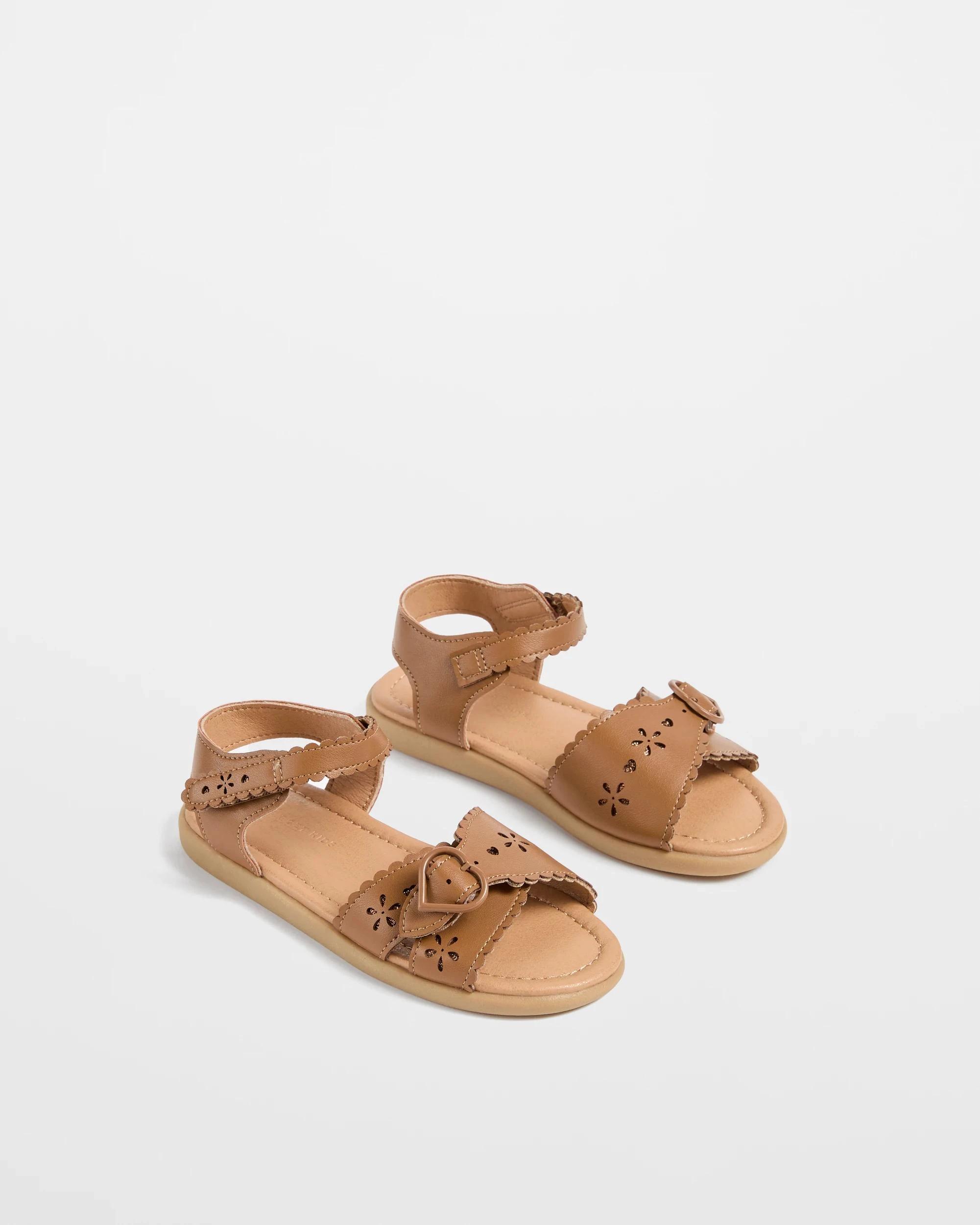 3 Target Kids Girls Junior Scallop Laser Cut Sandal NATURAL, 3 of 3
