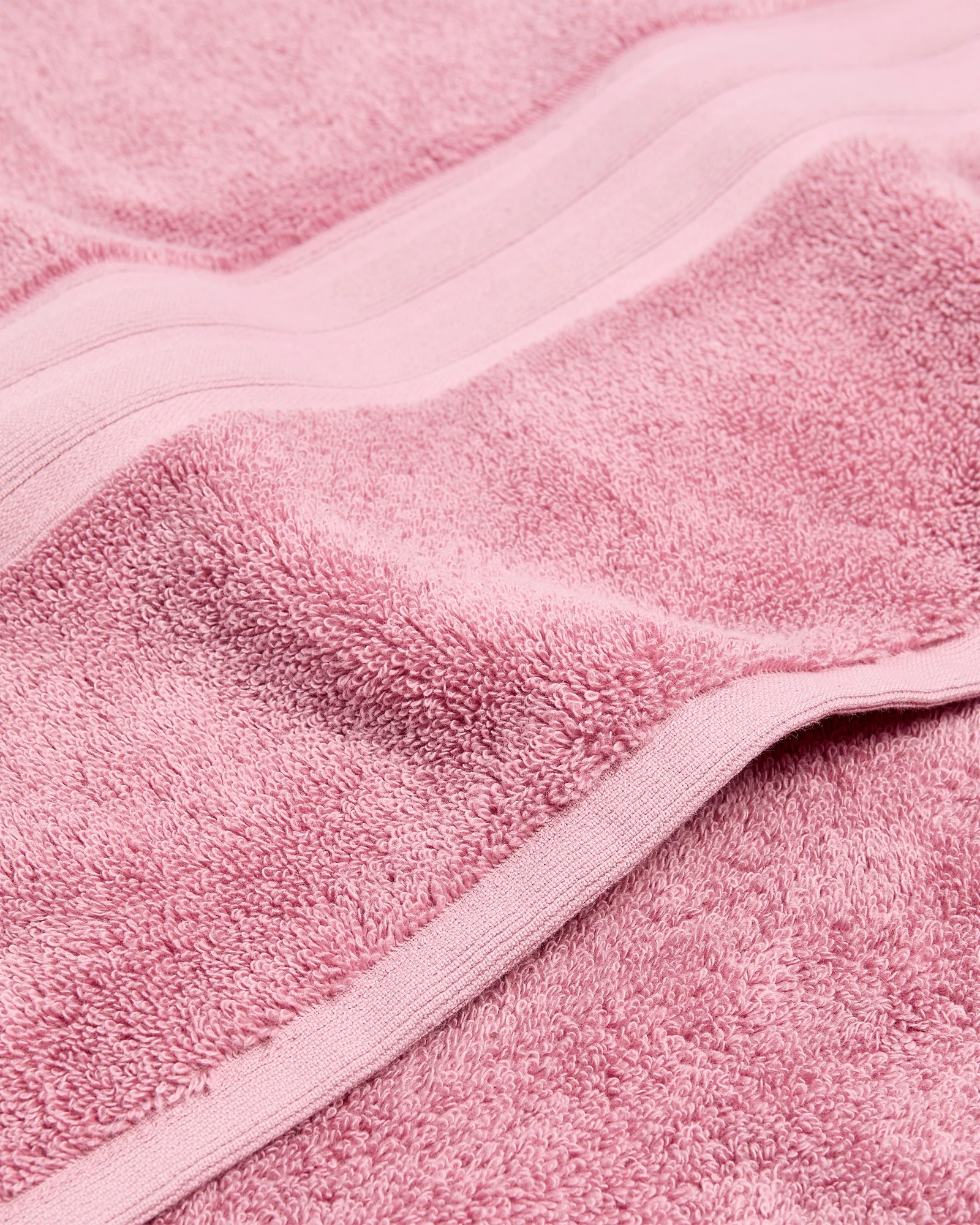 2 Grandeur Bath Towel
 - Pink, 2 of 3