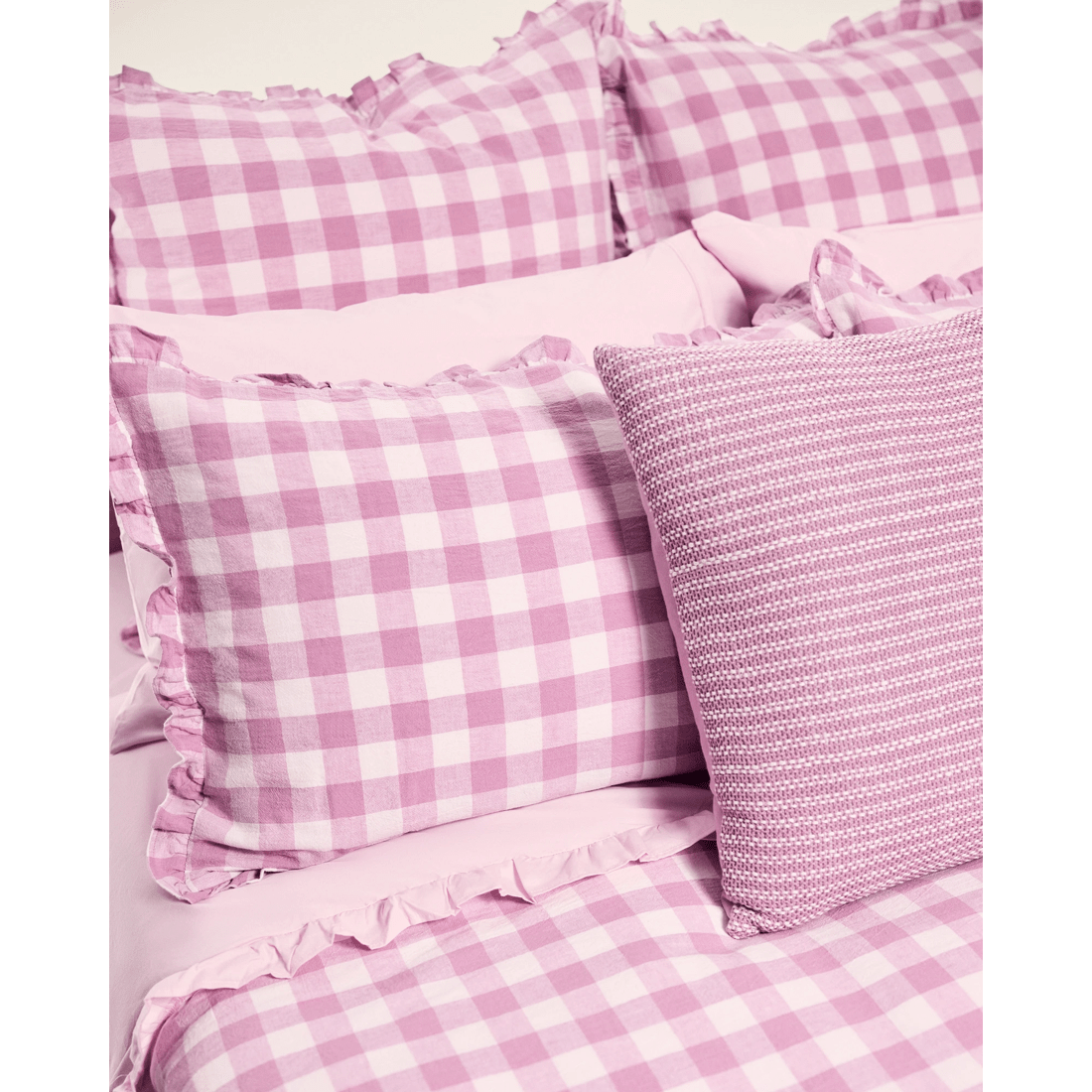 4 Target Lulu Gingham Linen/cotton Quilt Cover Set
 - King Bed
 - Pink, 4 of 4