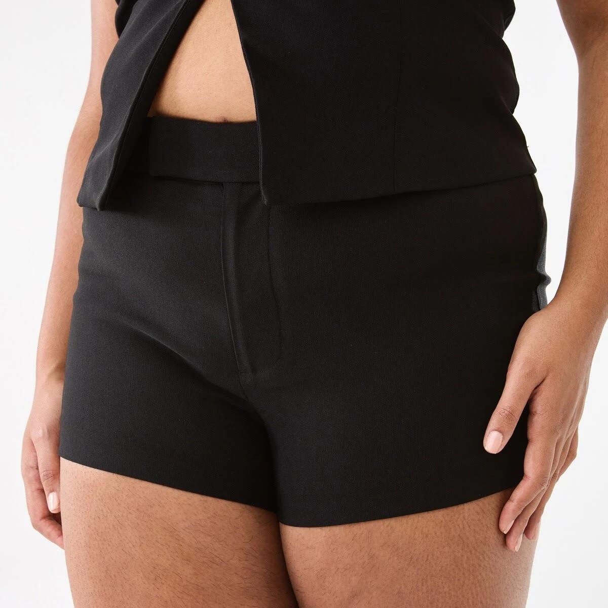 3 Micro Bengaline Shorts Black, 3 of 8