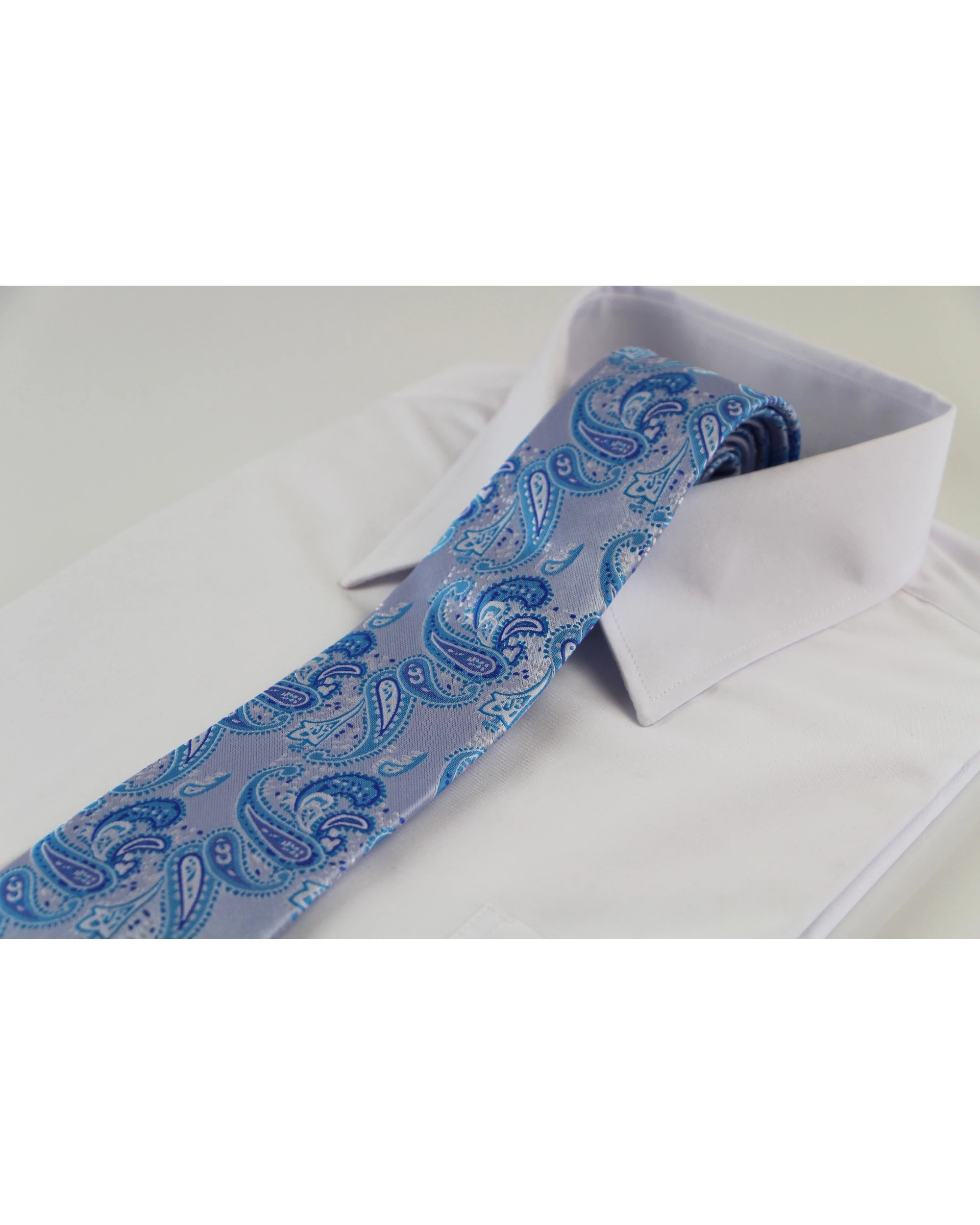 1 Zasel Mens Silver & Light Blue Paisley Patterned 8cm Neck Tie - Multi, 1 of 3