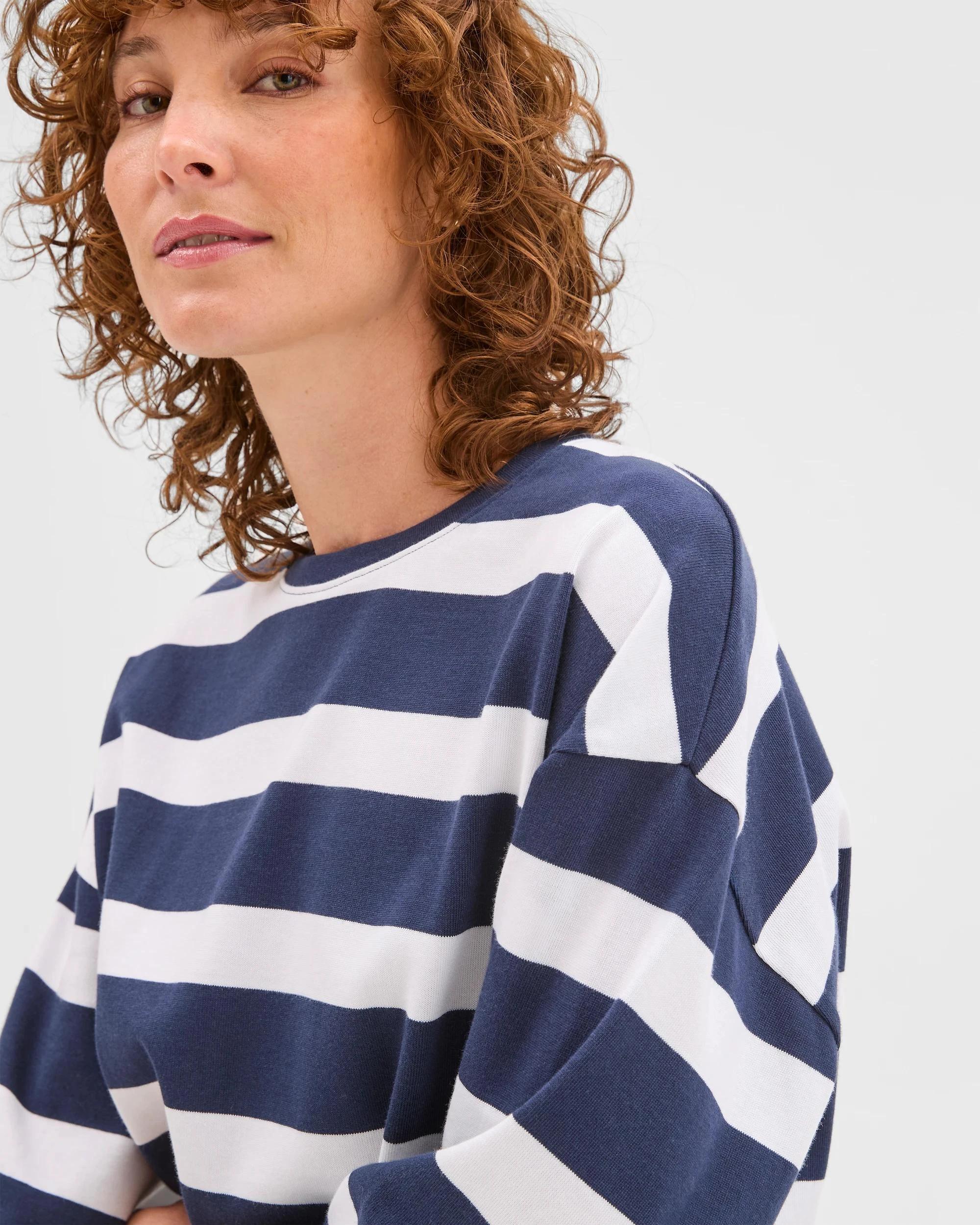 6 Target Woman Australian Cotton 3/4 Length Wide Sleeve Boxy T-Shirt NAVY + WHITE, 6 of 7