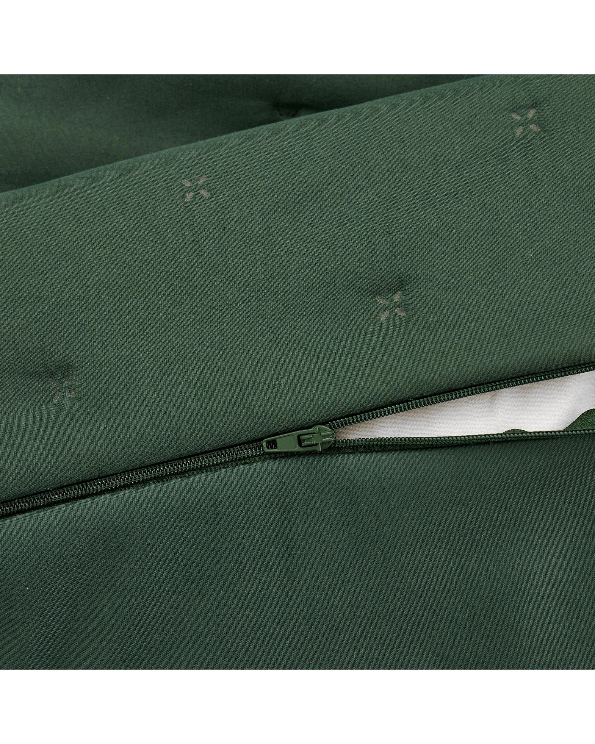 6 Dreamaker Ormond Quilted Quilt Cover Set King Single Bed - King Single Bed - Forest Green, 6 of 9