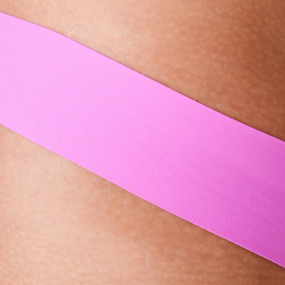 8 3 Pack No Show G-String Briefs Rose Ditsy, 8 of 8