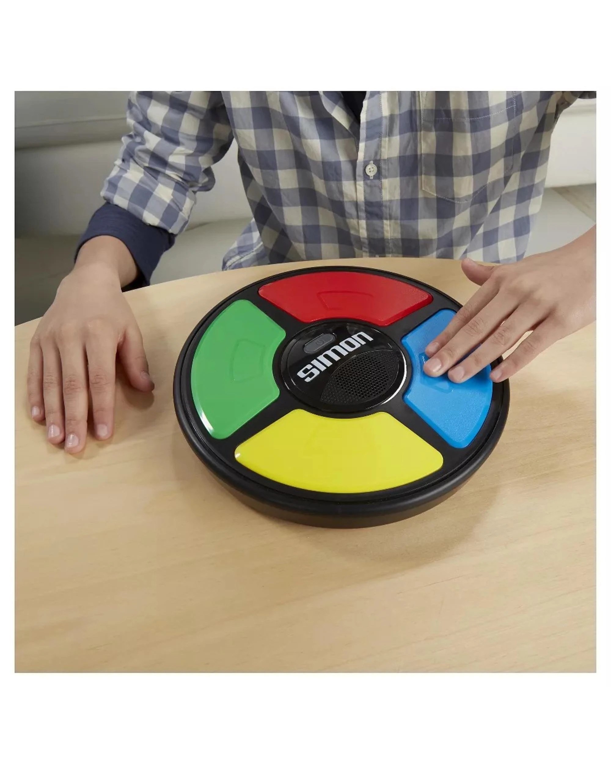 3 Hasbro Simon Classic Game, 3 of 4