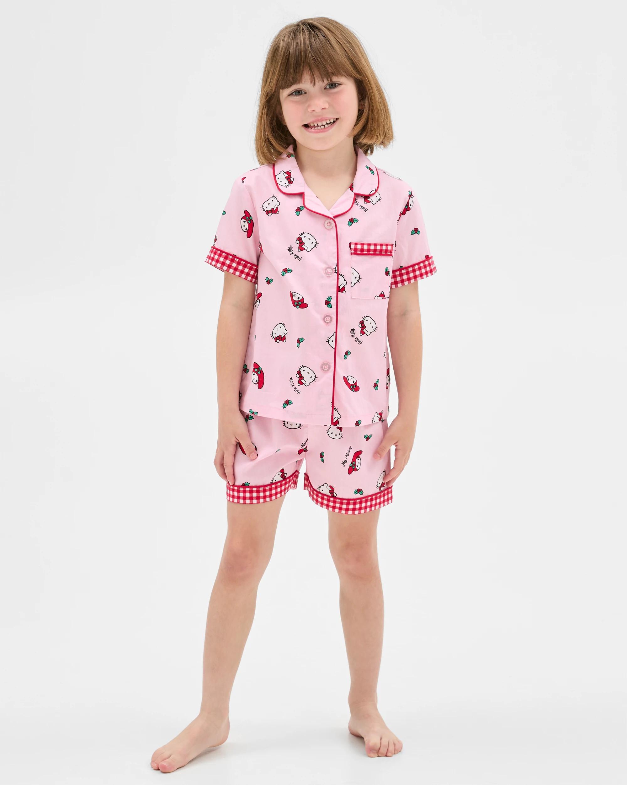 1 Family Matching Christmas Hello Kitty Cotton Younger Girls Woven Pyjama Set HELLO KITTY, 1 of 8