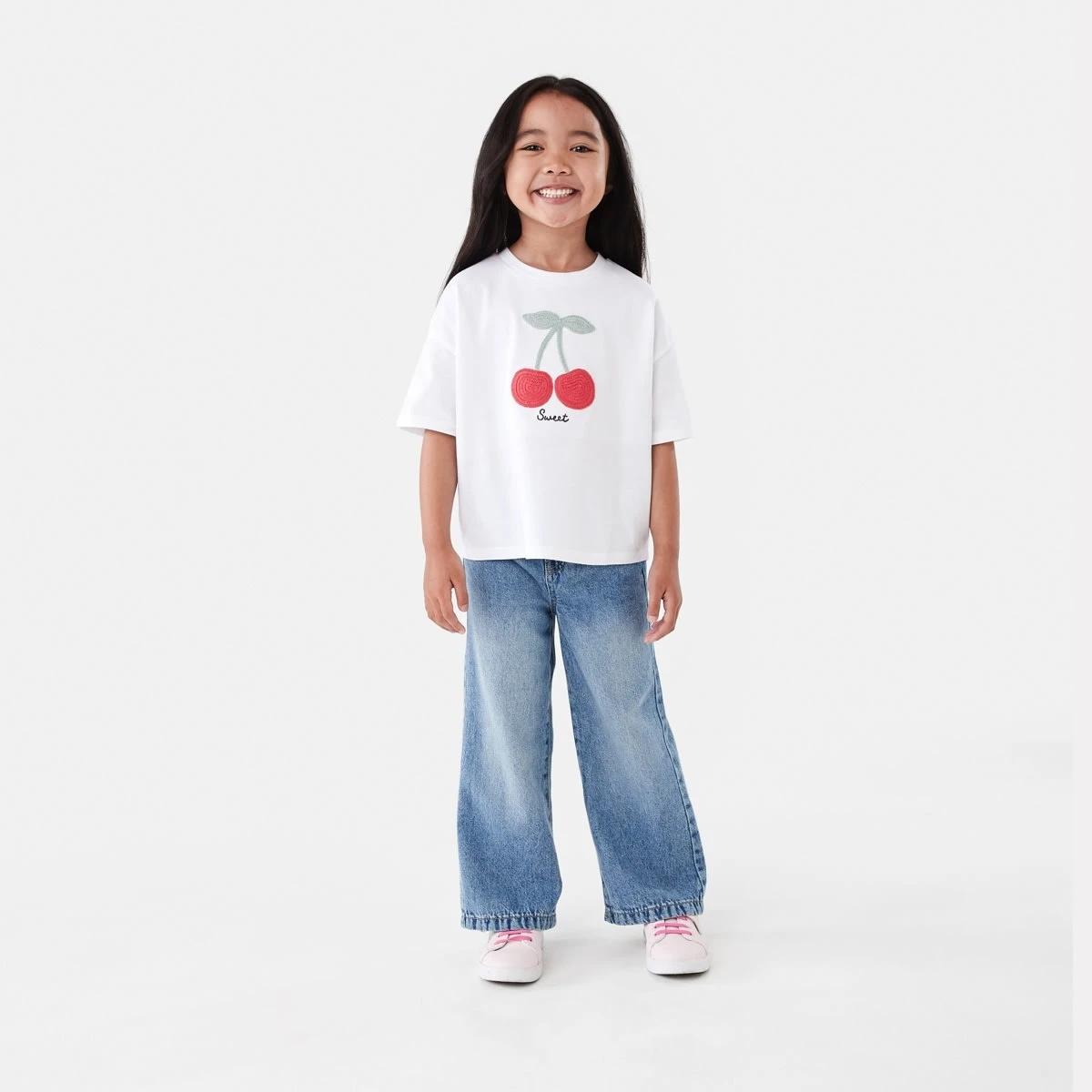 5 Short Sleeve Oversized Applique T-shirt Cherry, 5 of 8