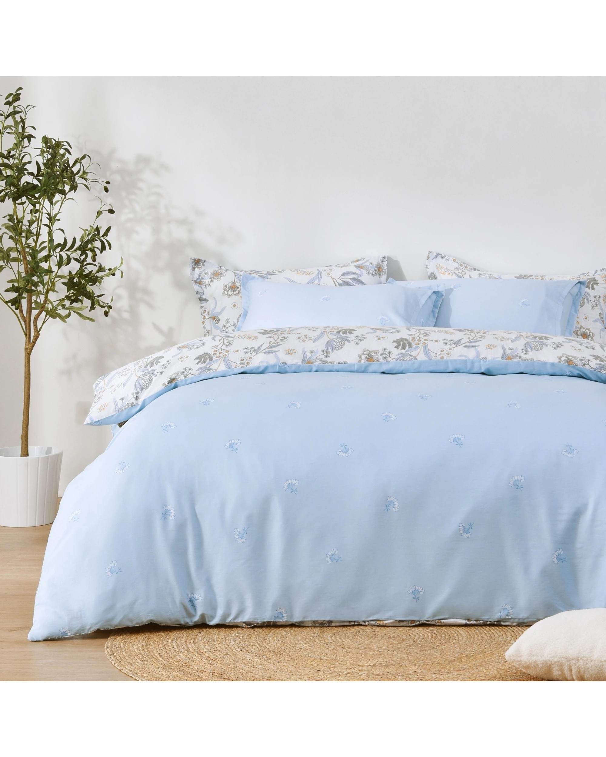 2 Dreamaker Calandra 100% Cotton Reversible Quilt Cover Set - Double Bed - Blue, 2 of 7