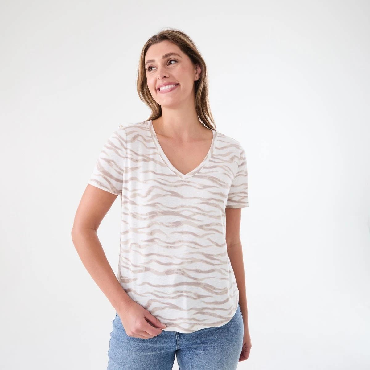 1 Short Sleeve Linen Blend V-Neck T-shirt SOFT ZEBRA CLOUD DANCER, 1 of 6