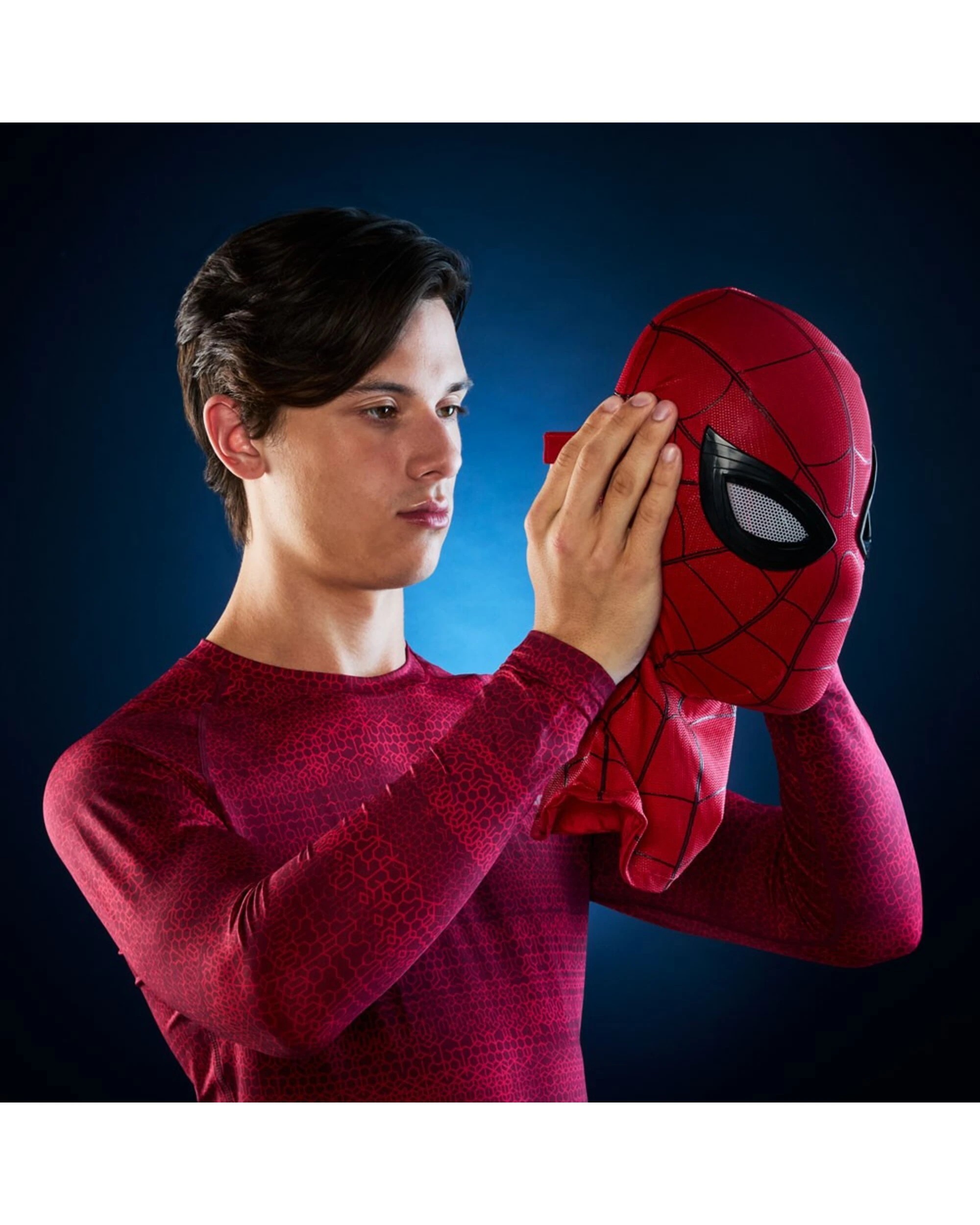 4 Marvel - No Way Home - Marvel Legends Series Spider-Man Electronic Expressive Mask, 4 of 5