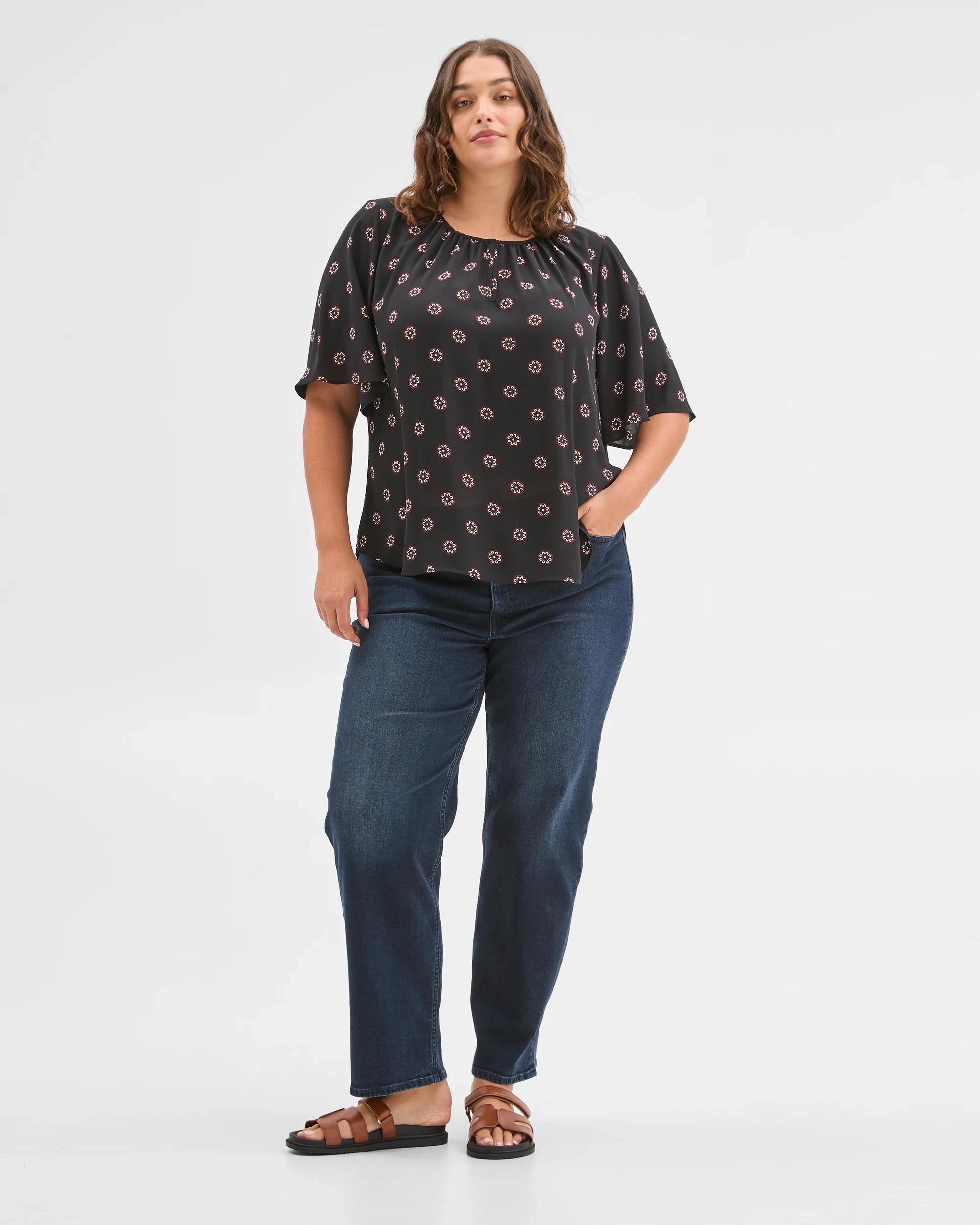 1 Target Curve Plus Size Ella Short Sleeve Blouse DITSY FLORAL, 1 of 6