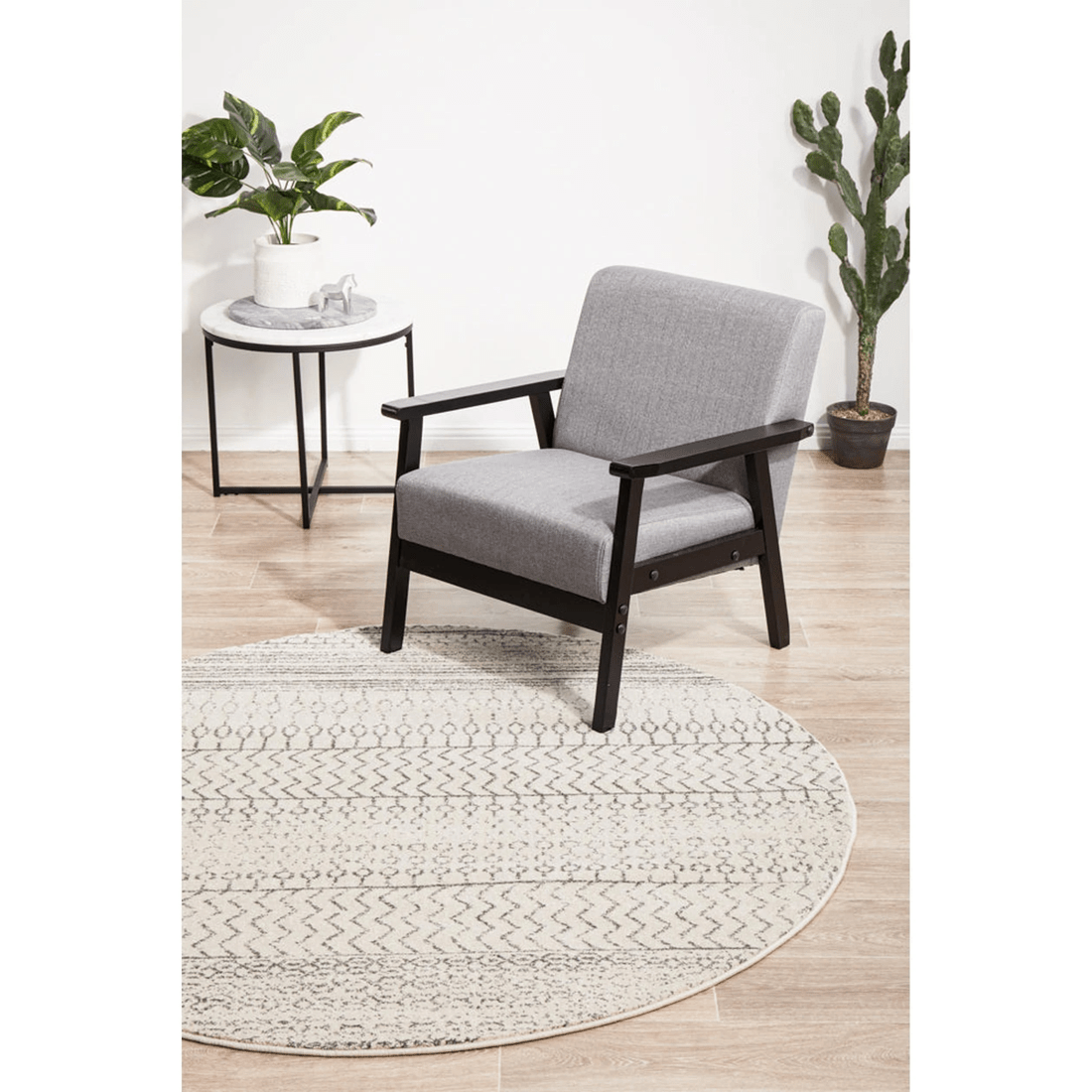 4 RUG CULTURE Chrome Harper Silver Round Rug — Power‑Loomed 100% Polypropylene, 10mm Pile - Silver, 4 of 9