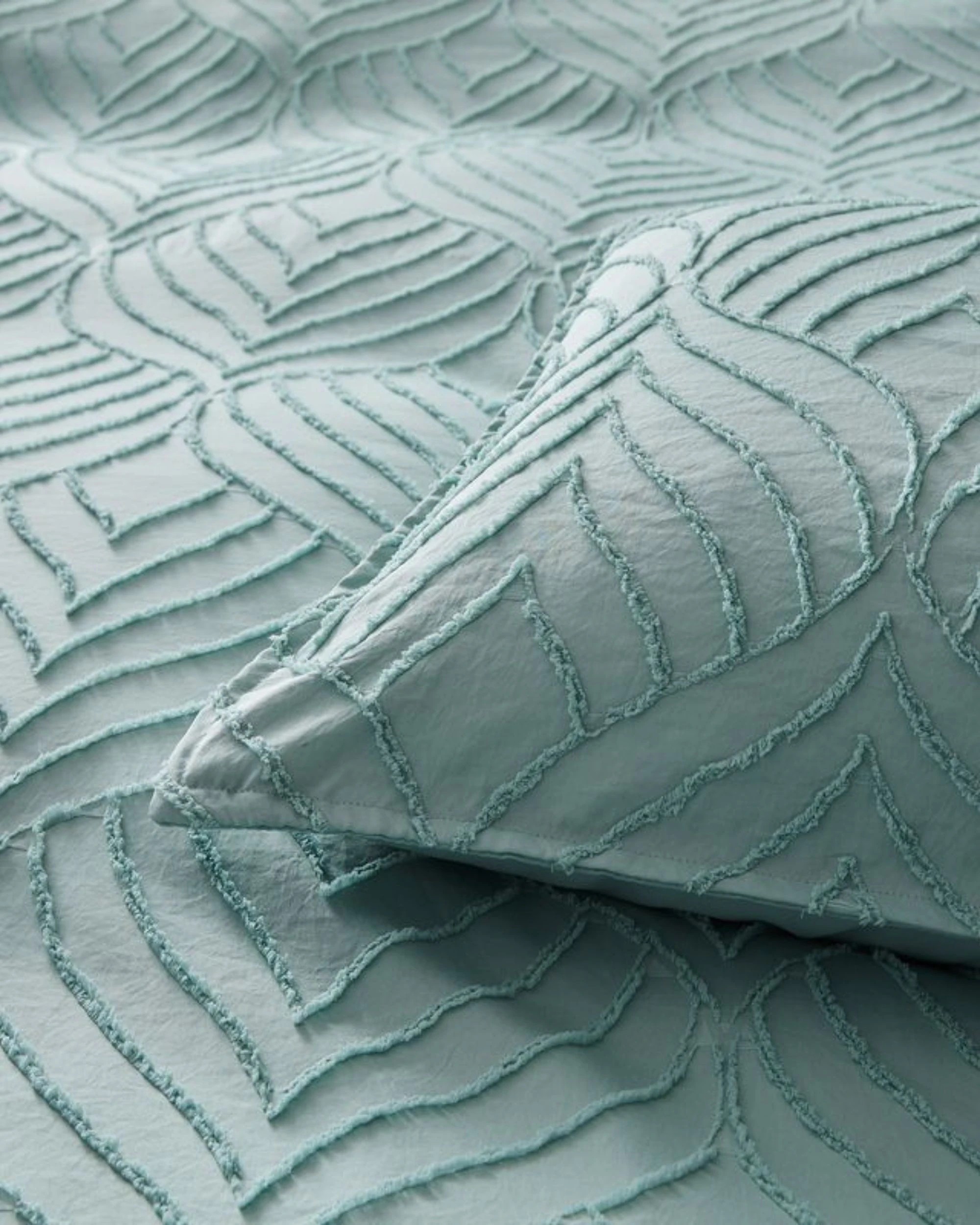 5 CleverPolly Premium Brushed Microfibre Tufted Quilt Cover Set - King Bed - Sage Green, 5 of 6