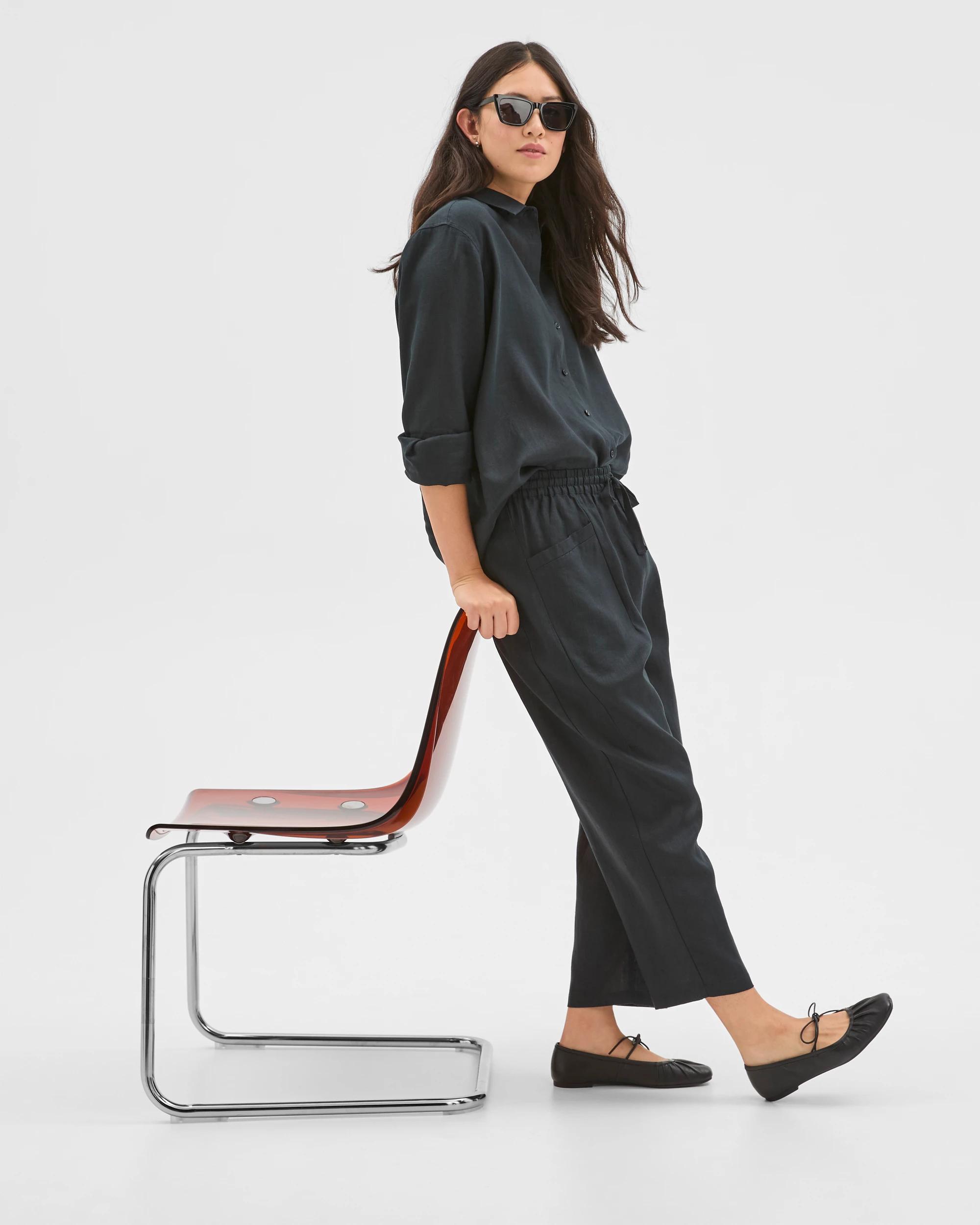 2 Target Woman European Linen Tapered Pants BLACK, 2 of 6