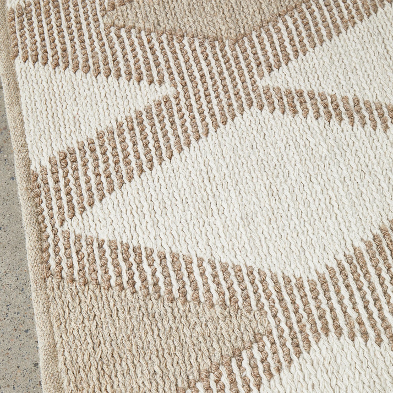 3 Common Ground Rugs Camden Shelly 225x155cm - Medium Hand Woven Floor Rug - Beige, 3 of 6