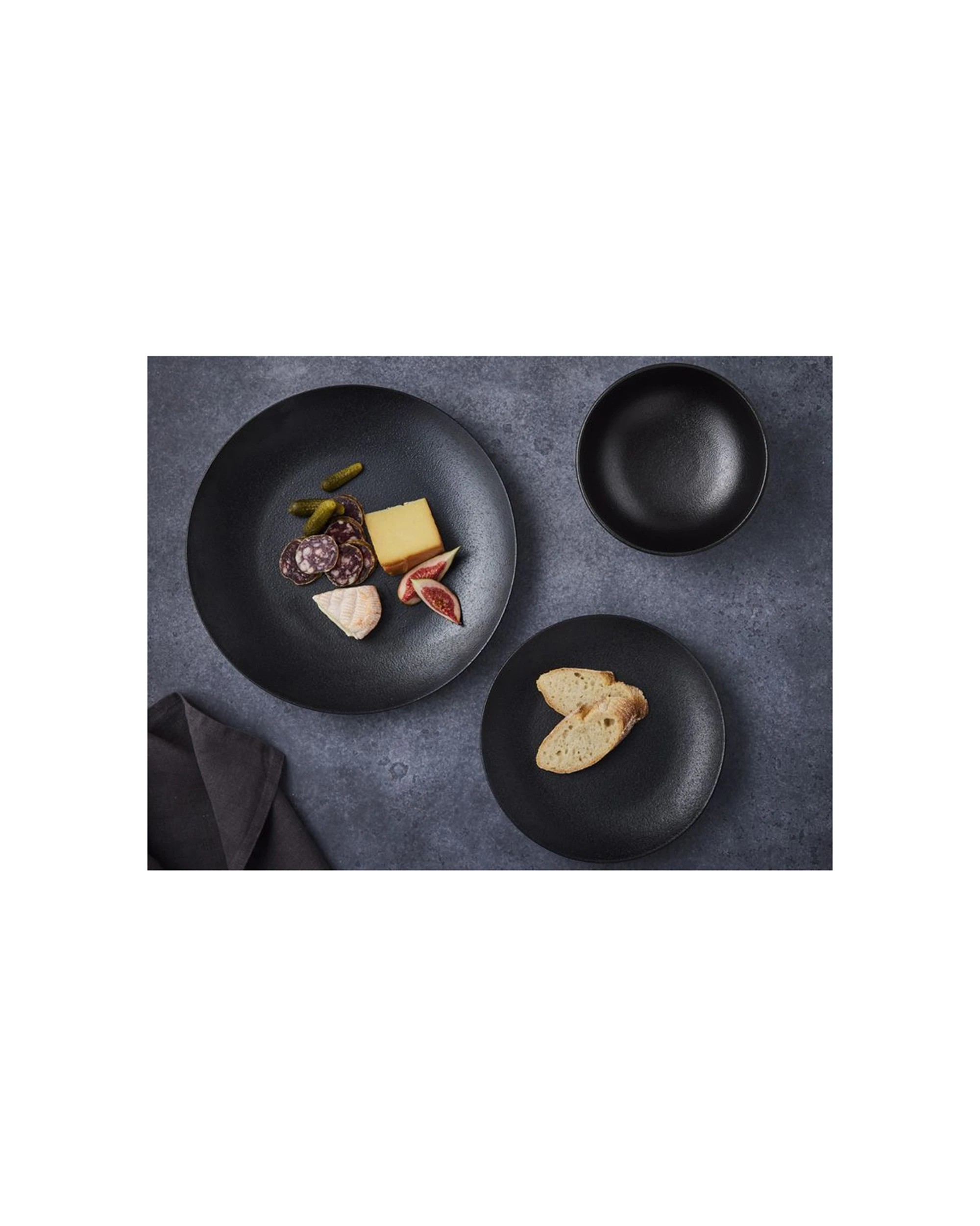 1 Maxwell & Williams Caviar Black Dinner Set 12pc, 1 of 3