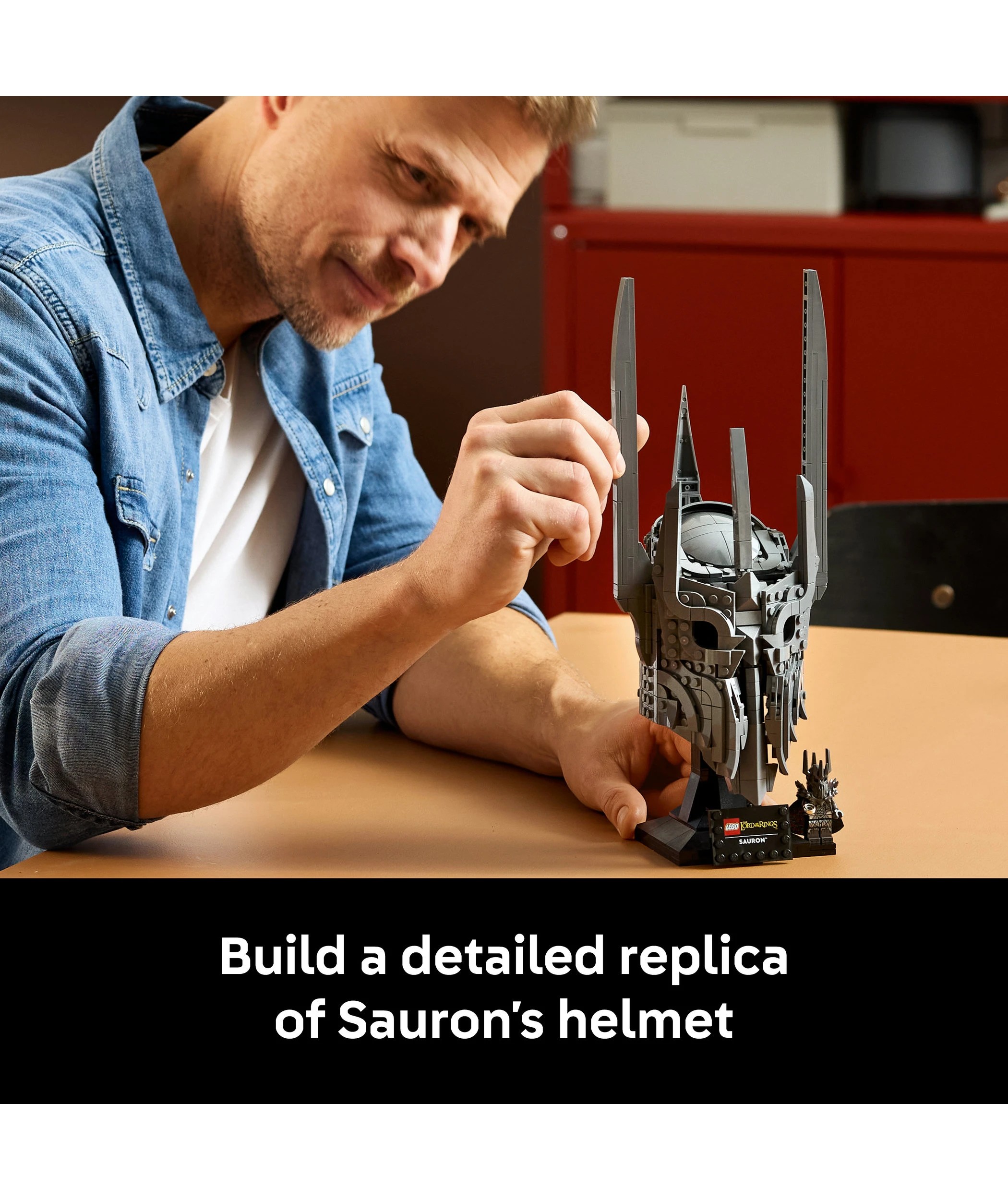 4 LEGO Icons The Lord of the Rings: Sauron's Helmet 11373, 4 of 10