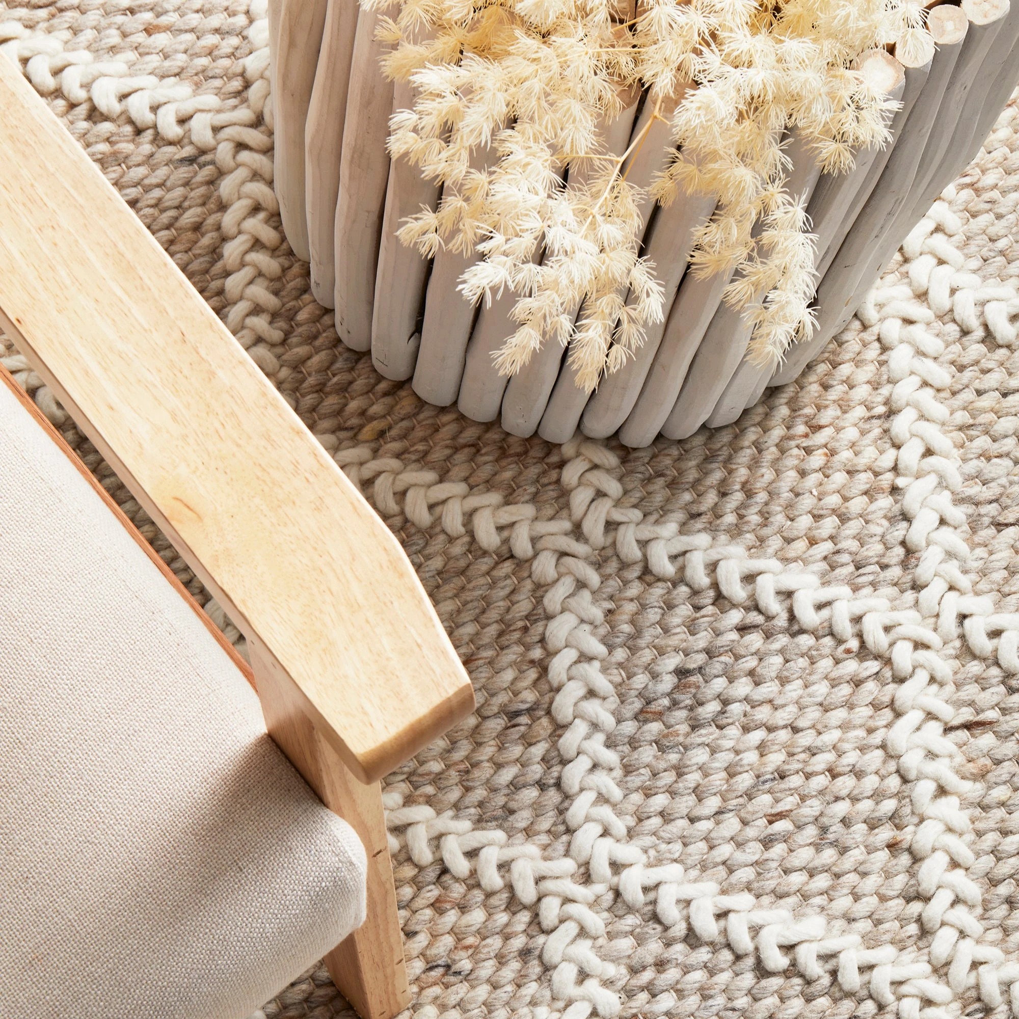 3 Common Ground Rugs Valor 59 280x190cm - Beige, 3 of 9