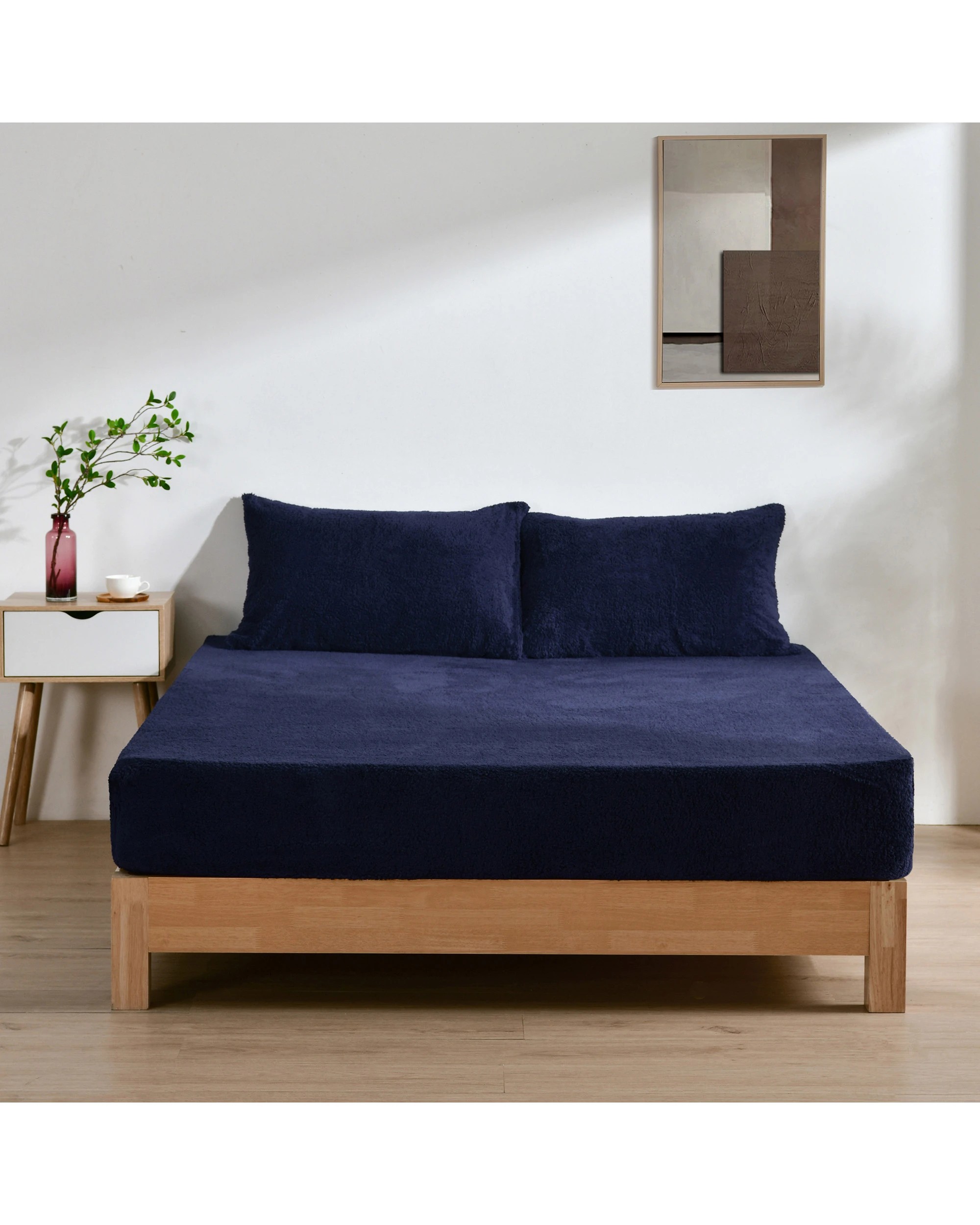 1 Dreamaker Jasper Teddy Fleece Combo Fitted Sheet Set - King Bed - Midnight Blue, 1 of 7