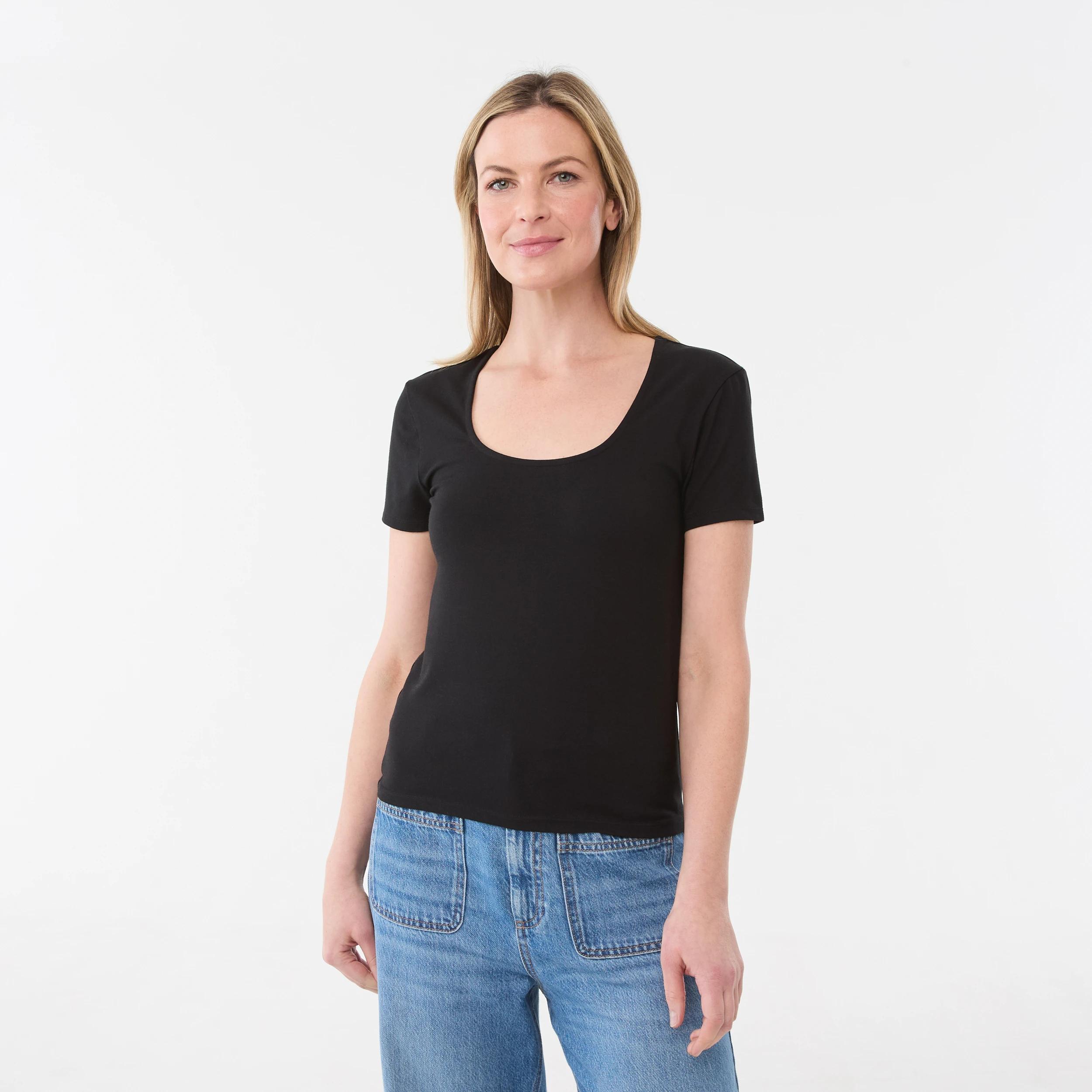 1 Short Sleeve Fitted T-shirt BLACK, 1 of 5
